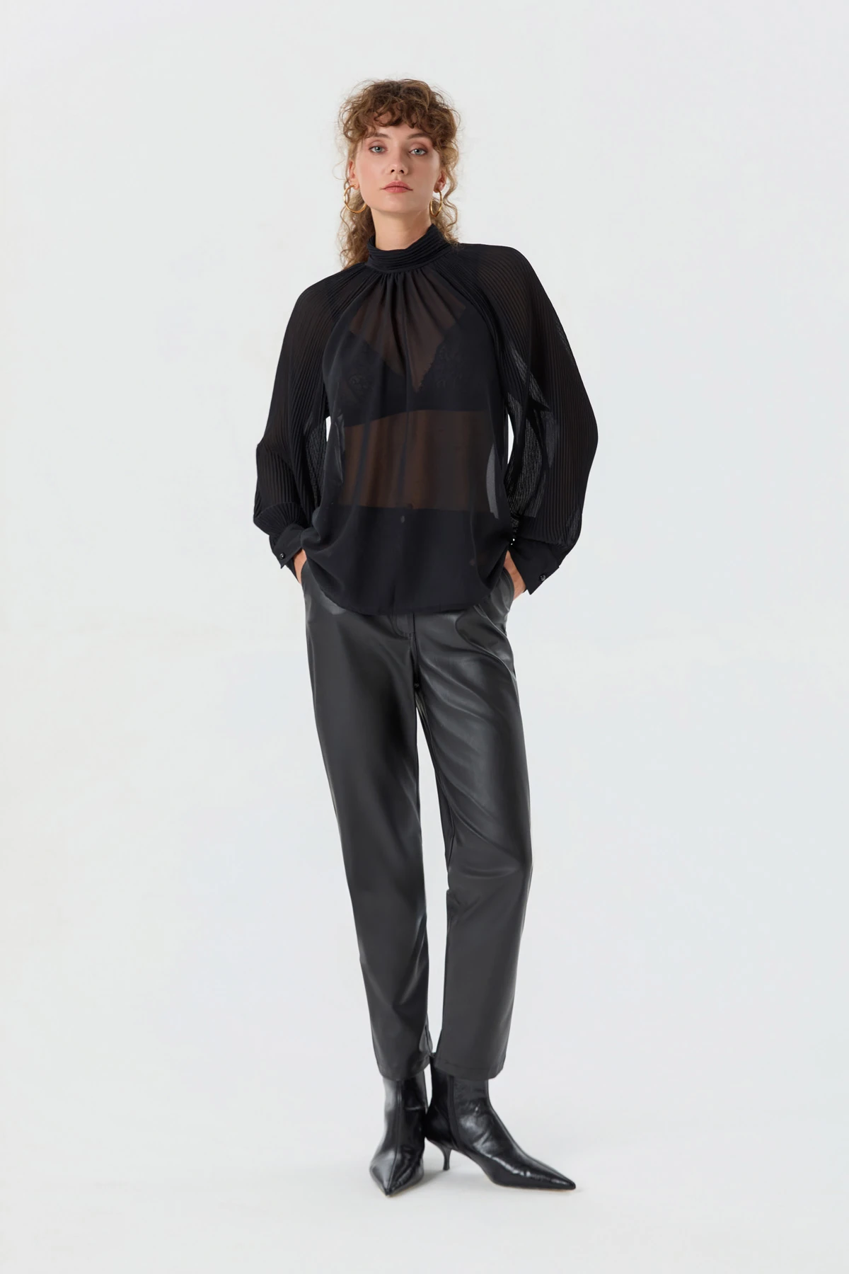 Transparan Kolu Pileli  Bluz