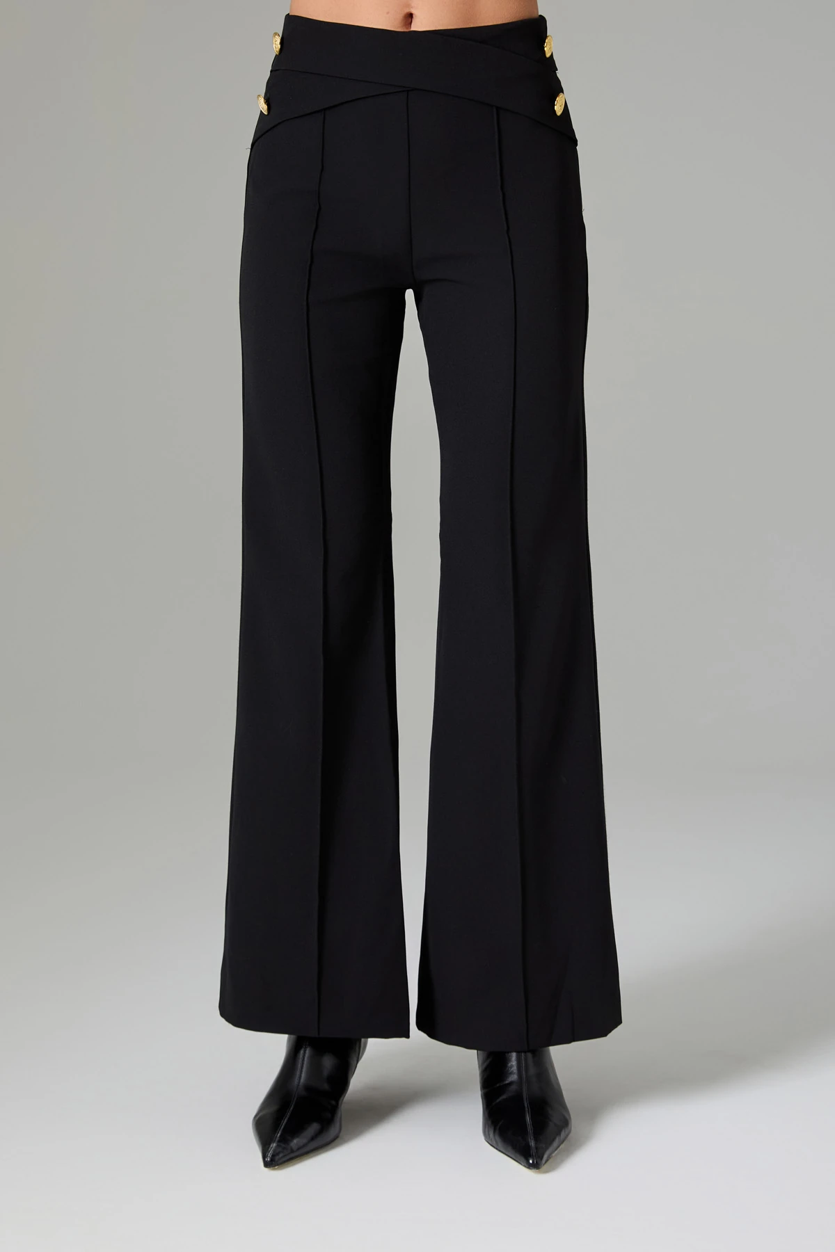 Bel Detaylı Düğmeli İspanyol Paça Pantolon