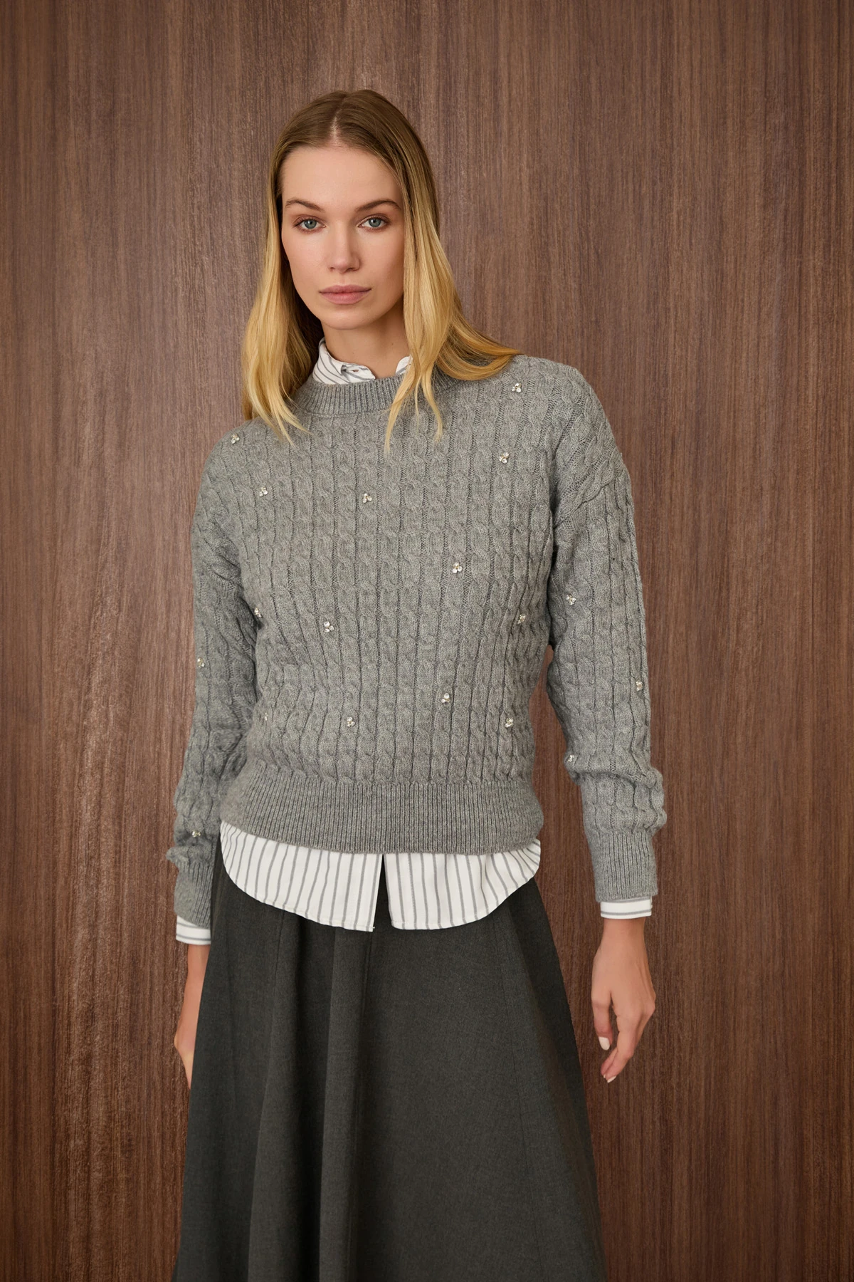 Taş İşlemeli Örgü Desen Triko