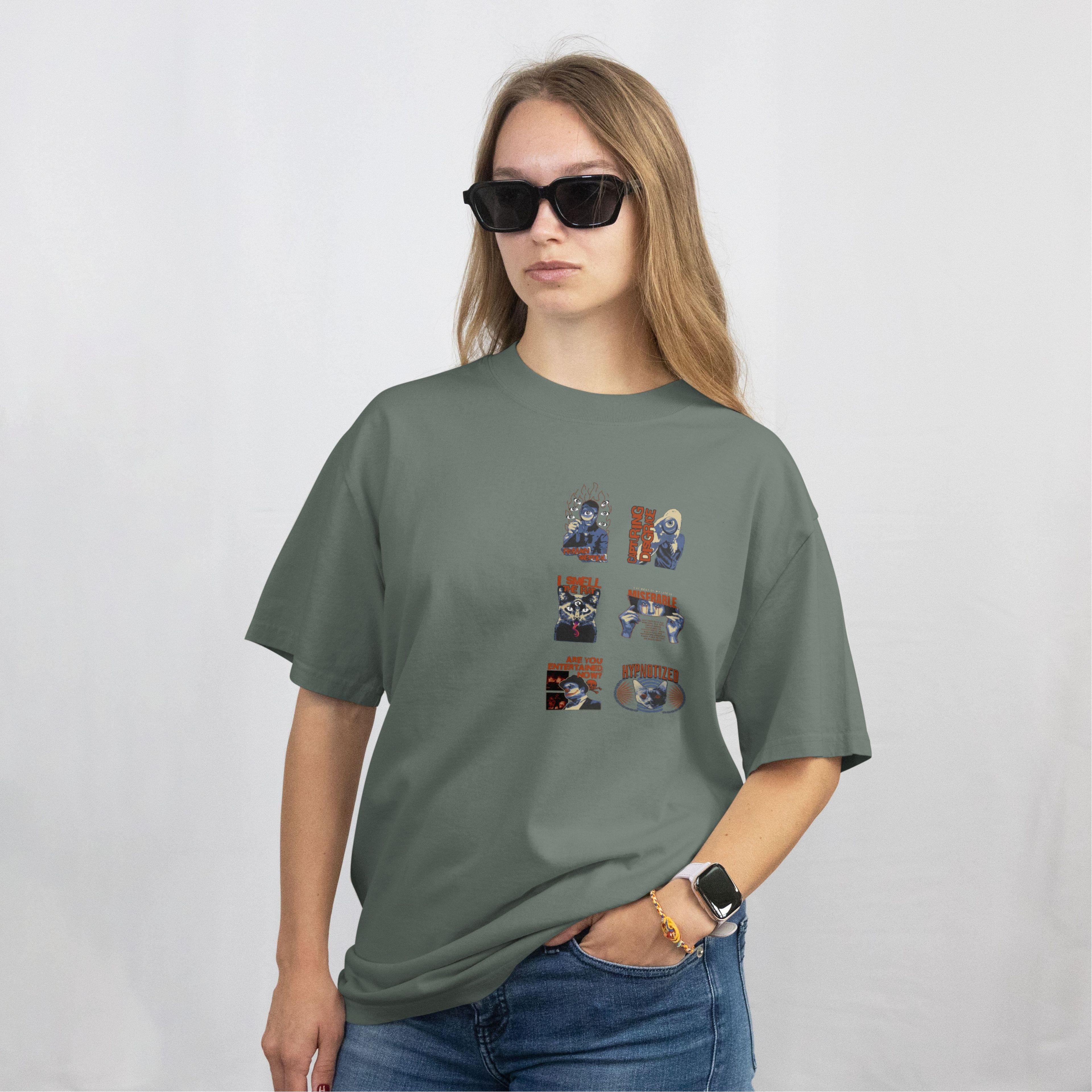 Urban Panels #02: Entertain Me Oversize T-shirt