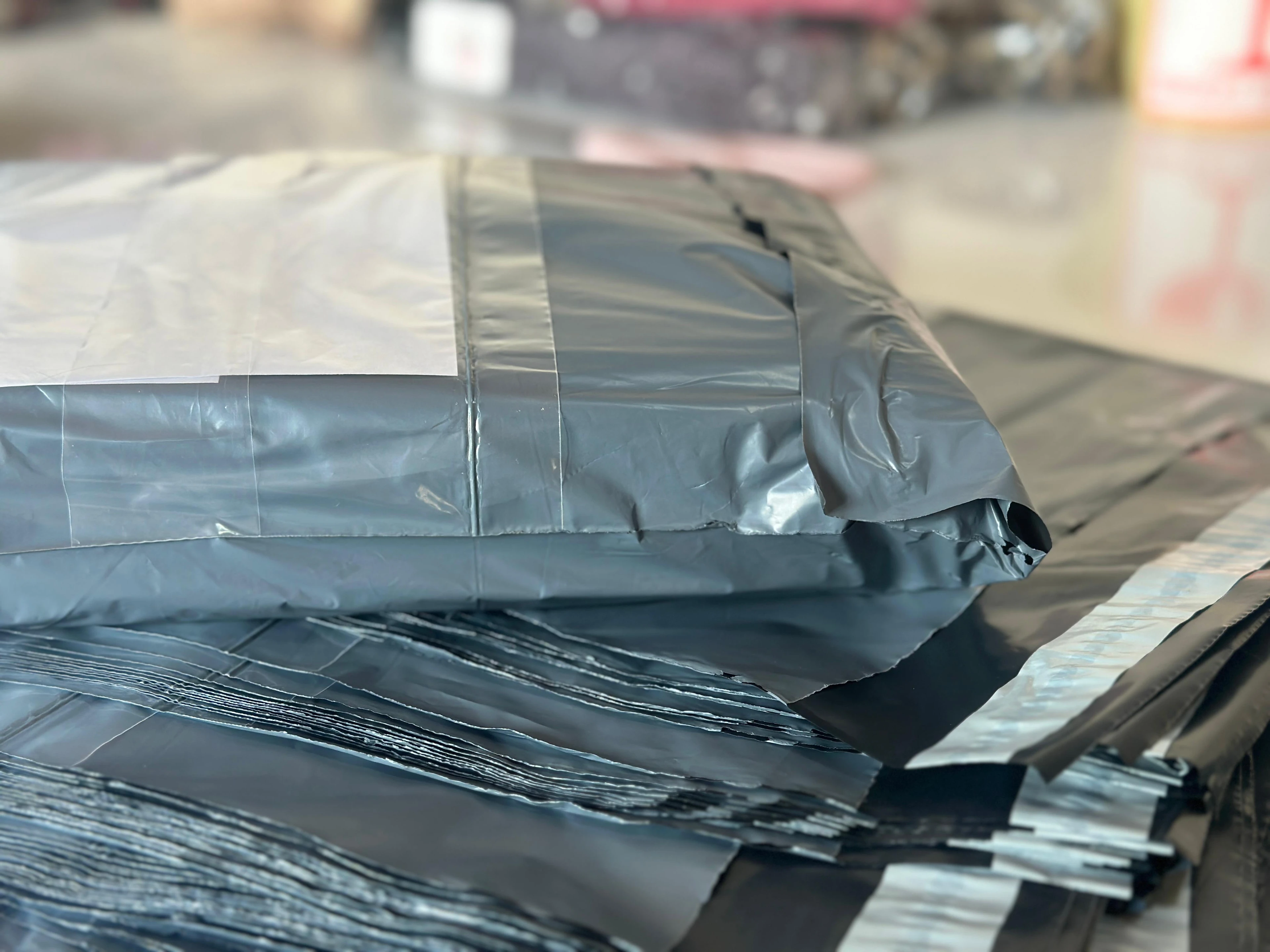 500 ADET - Cepli Kargo Poşeti 25x30x5 cm //   35x45x5 cm // 45x55x5 cm  ÜCRETSİZ KARGO - Cep Bölmeli, Su Geçirmez, Yırtılmaz, E-ticaret Gönderi Zarfı, Posta Malzemeleri Paketleme Ambalajı