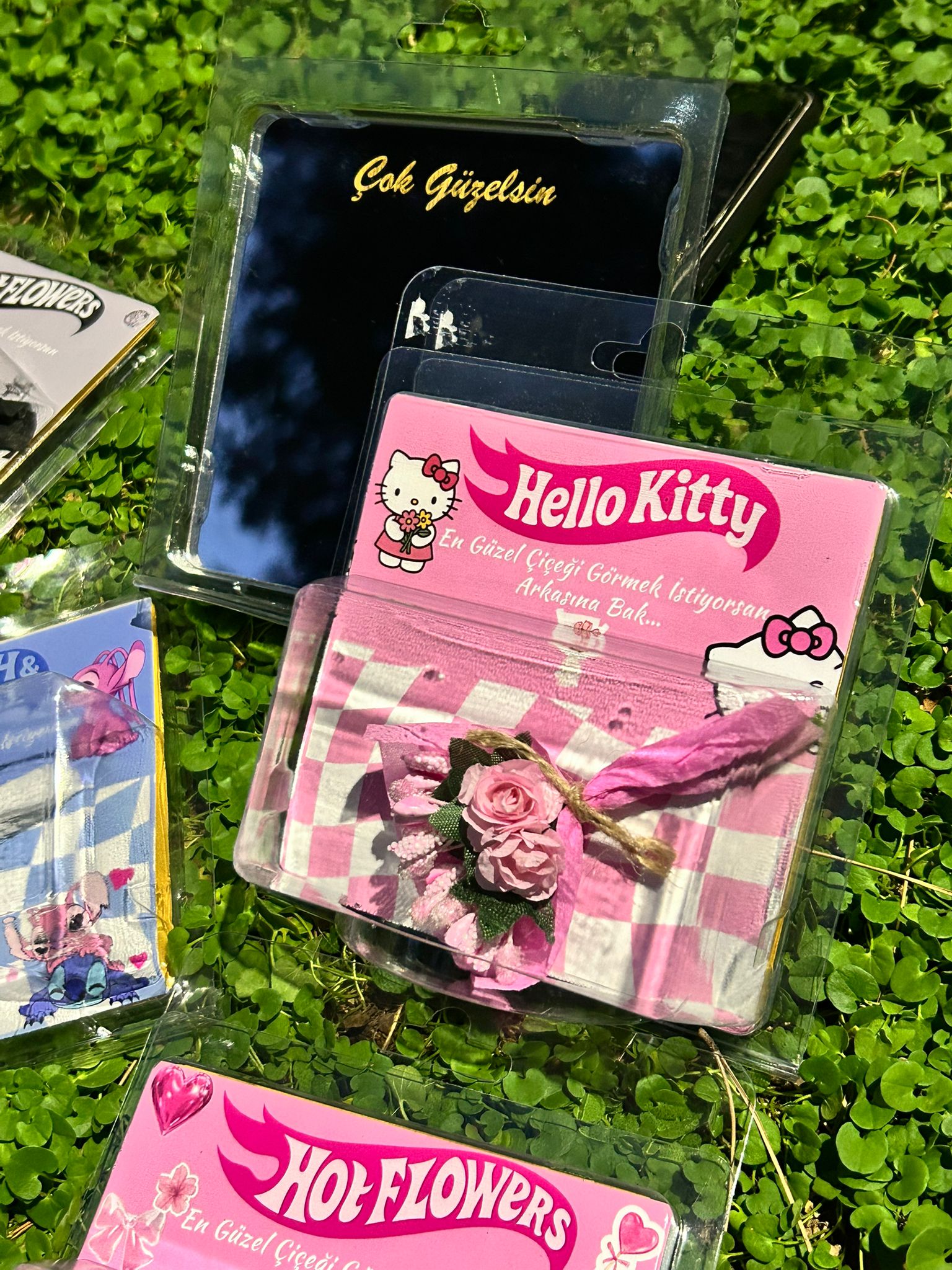 Hello Kitty Mini Buket Pembe Çiçek, Koleksiyonluk Çiçek Buketi, Love Flowers, Sevgiliye Hediye 
