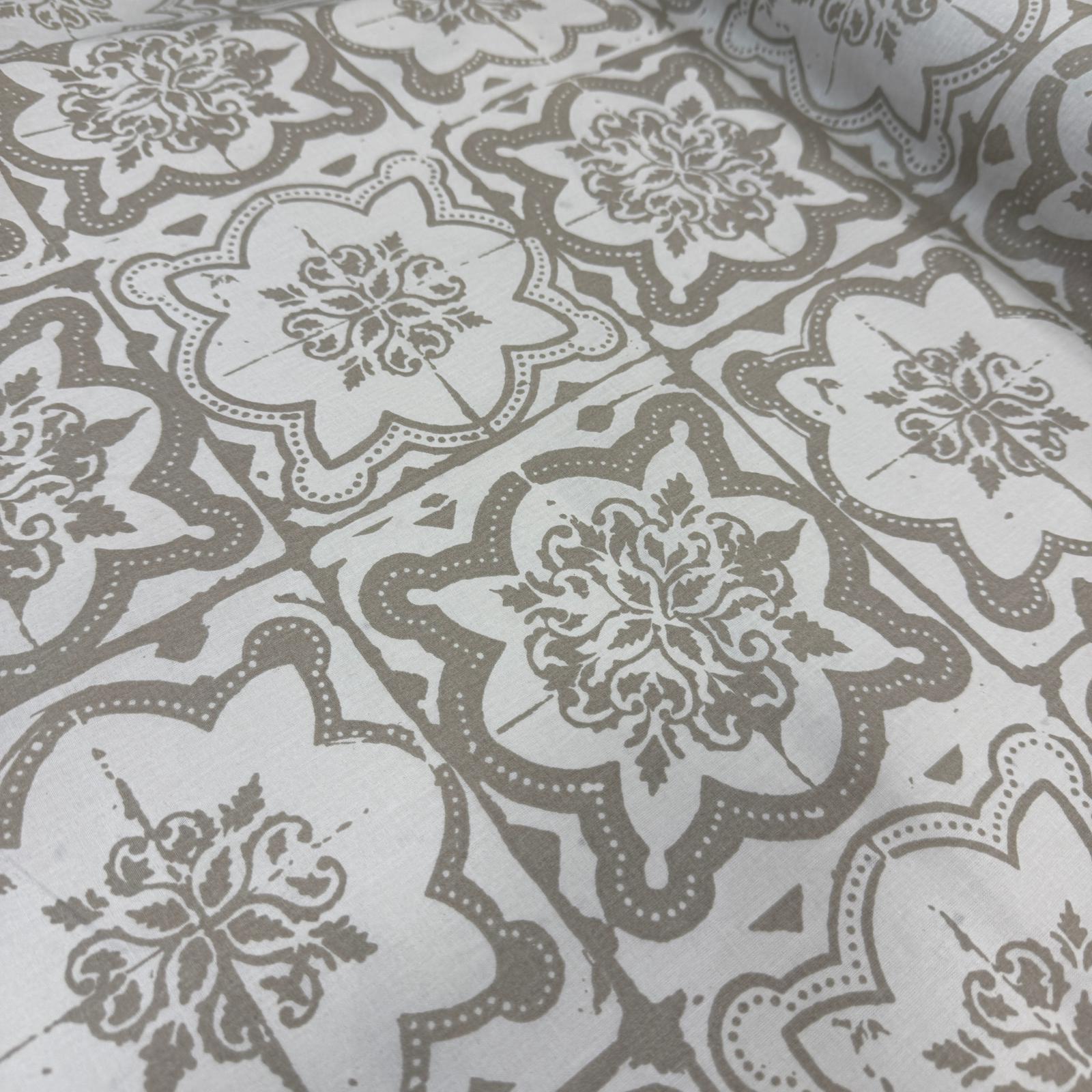 Seramik Desenli Sert Poplin Kumaş