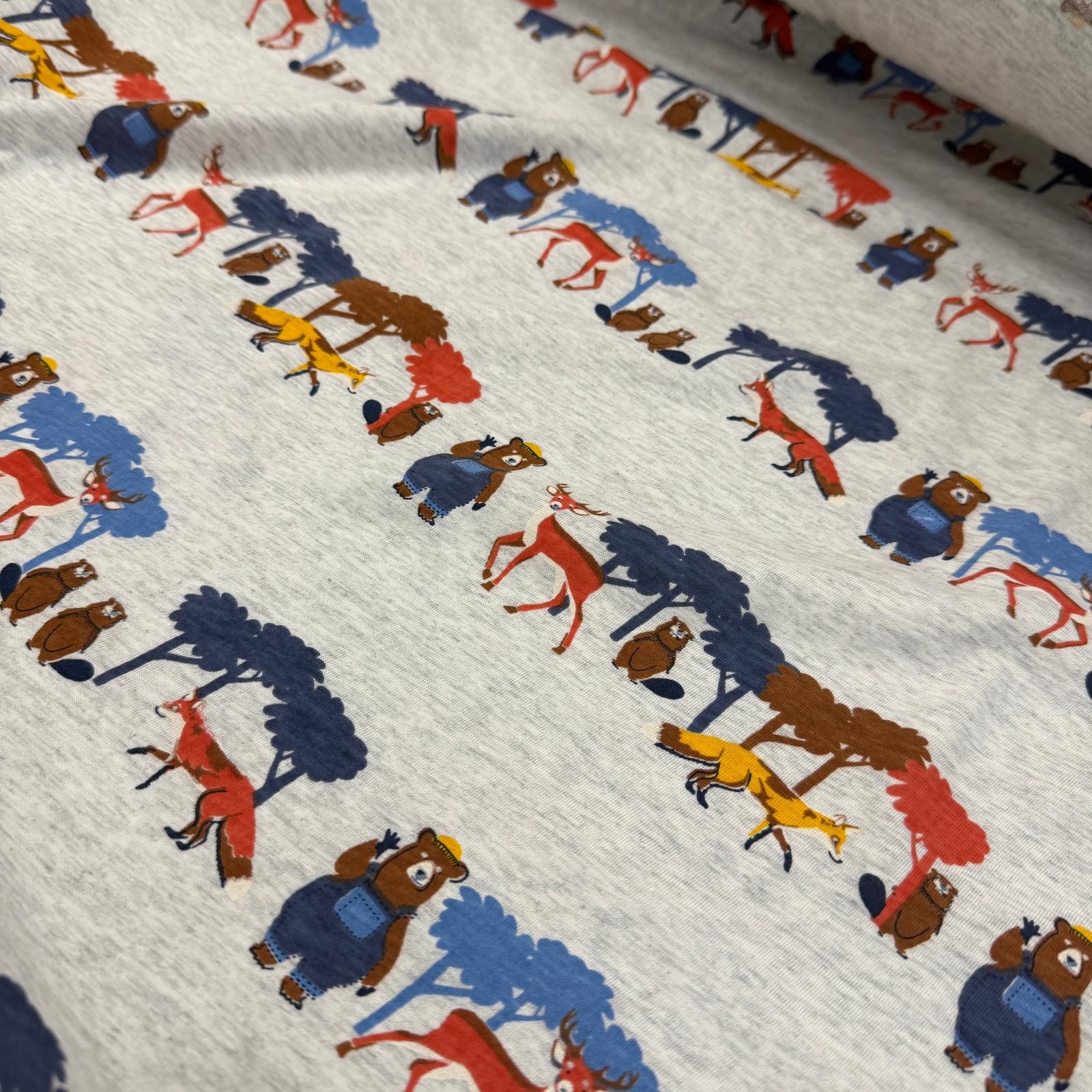 Kampanyalı İnce Ormandaki Hayvanlar Likralı Pamuk Süprem Penye Kumaş