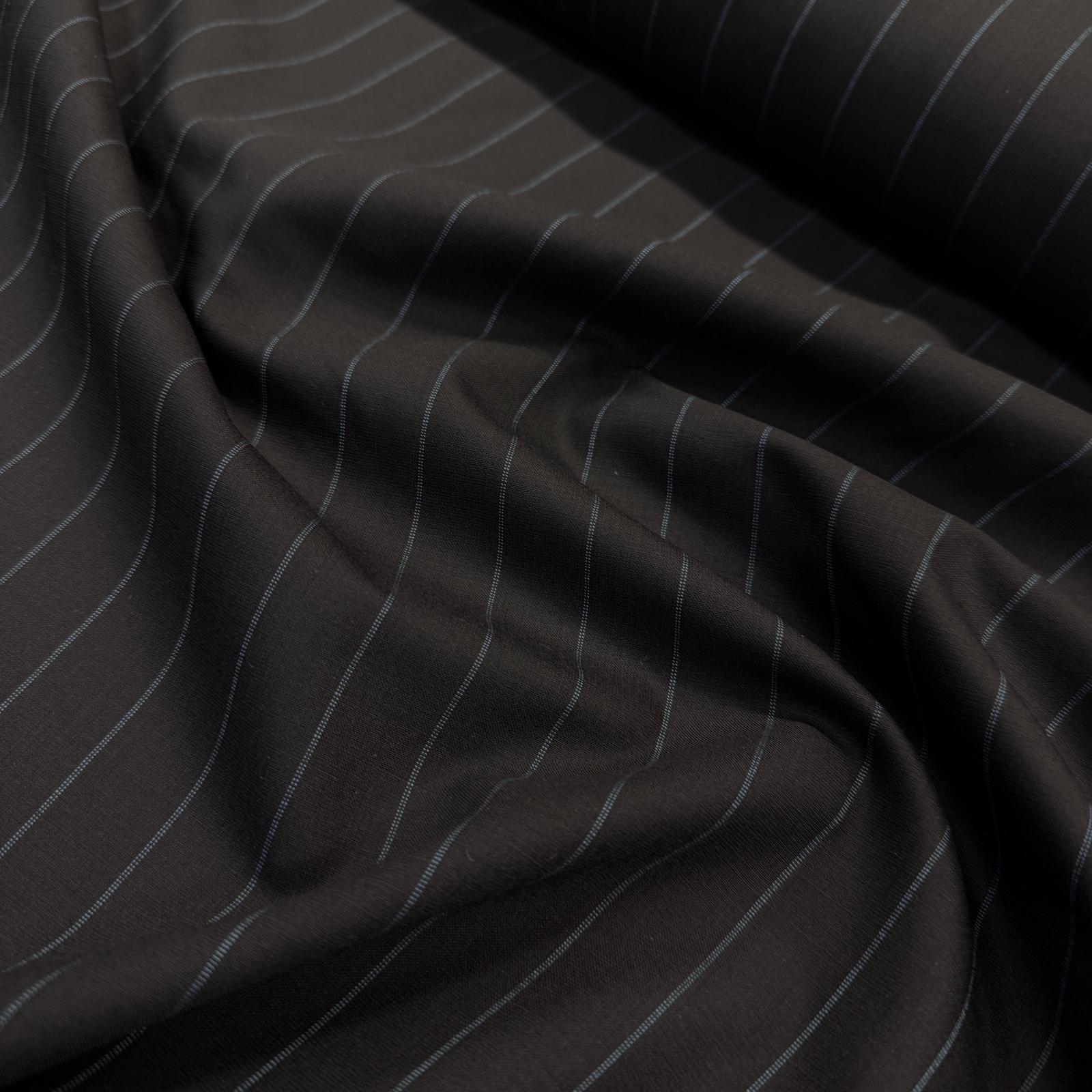 İngiliz Yünlü Çizgili Takım Elbise Kumaşı