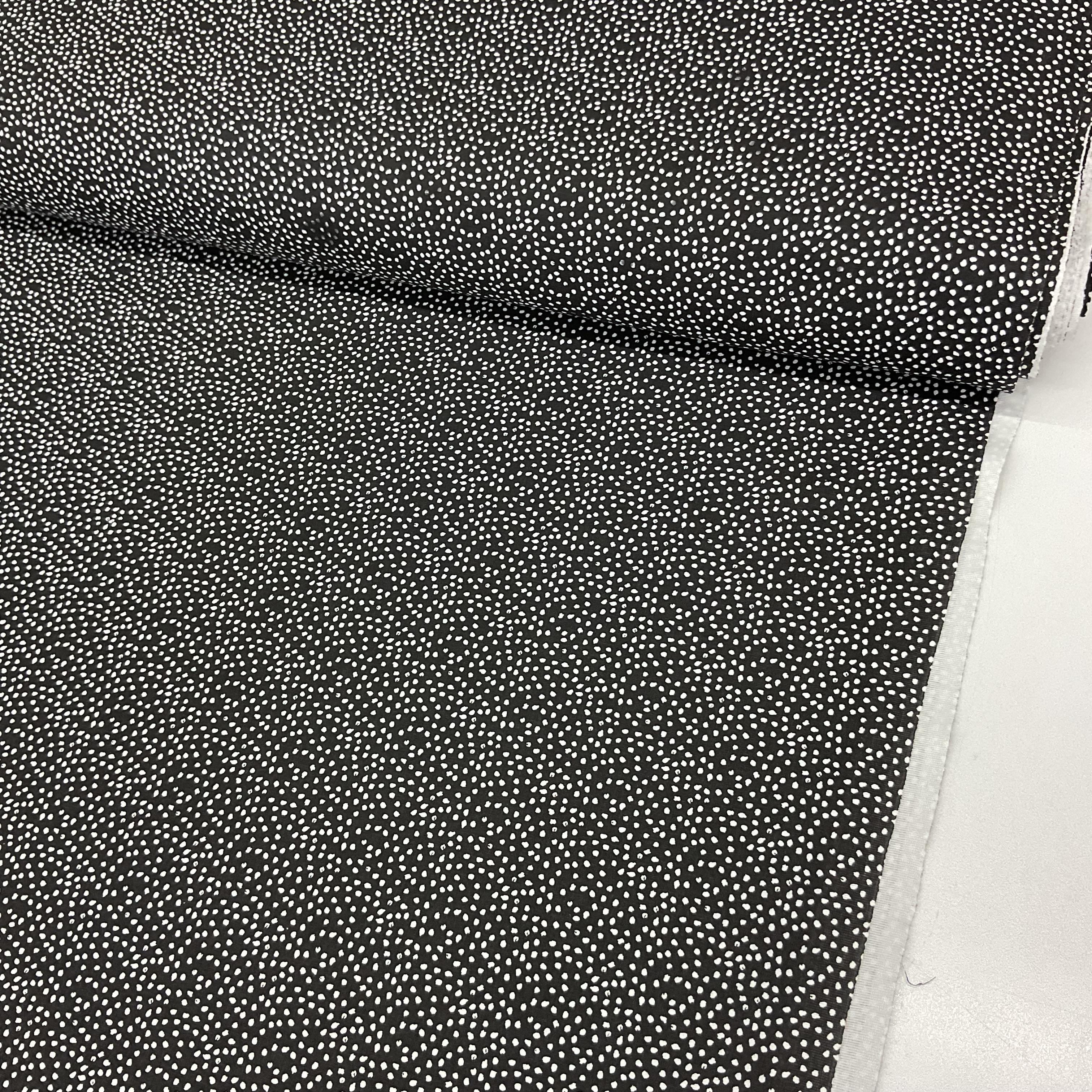 Defolu Siyah Benek Premium Poplin Kumaş