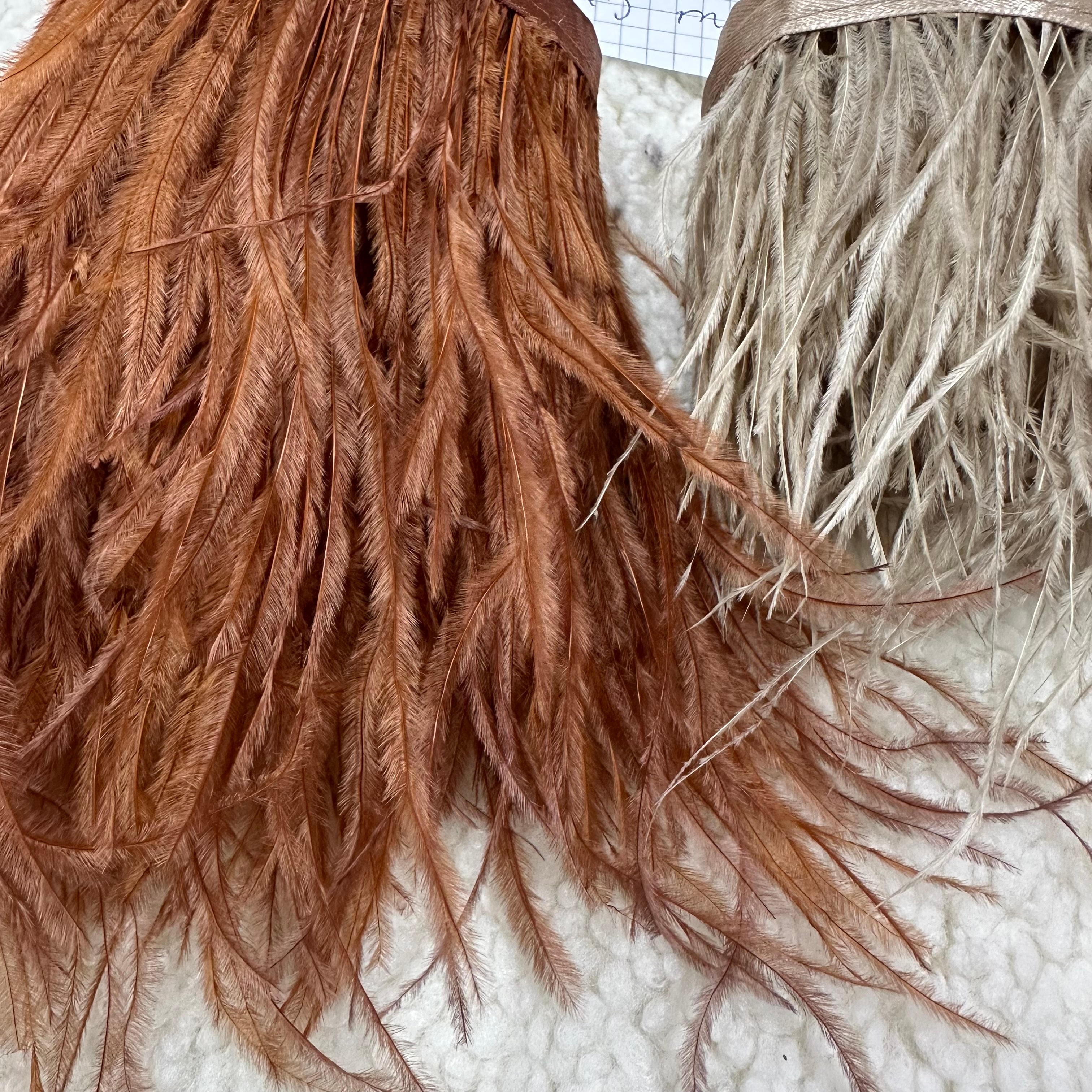 G-8 Devekuşu Tüyü Set