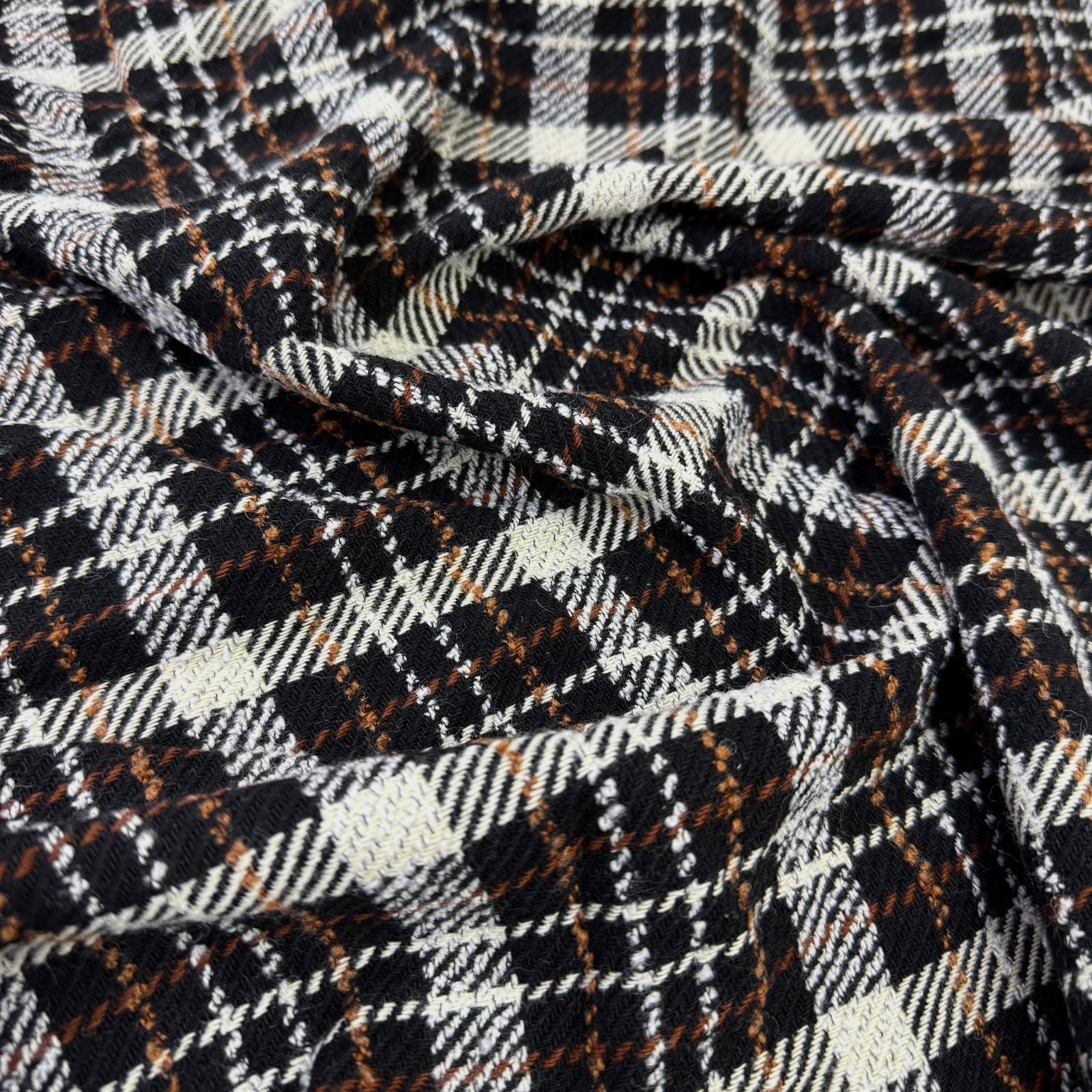 İngiliz Yünlü Örgü Ekoseler Şanel Kumaş