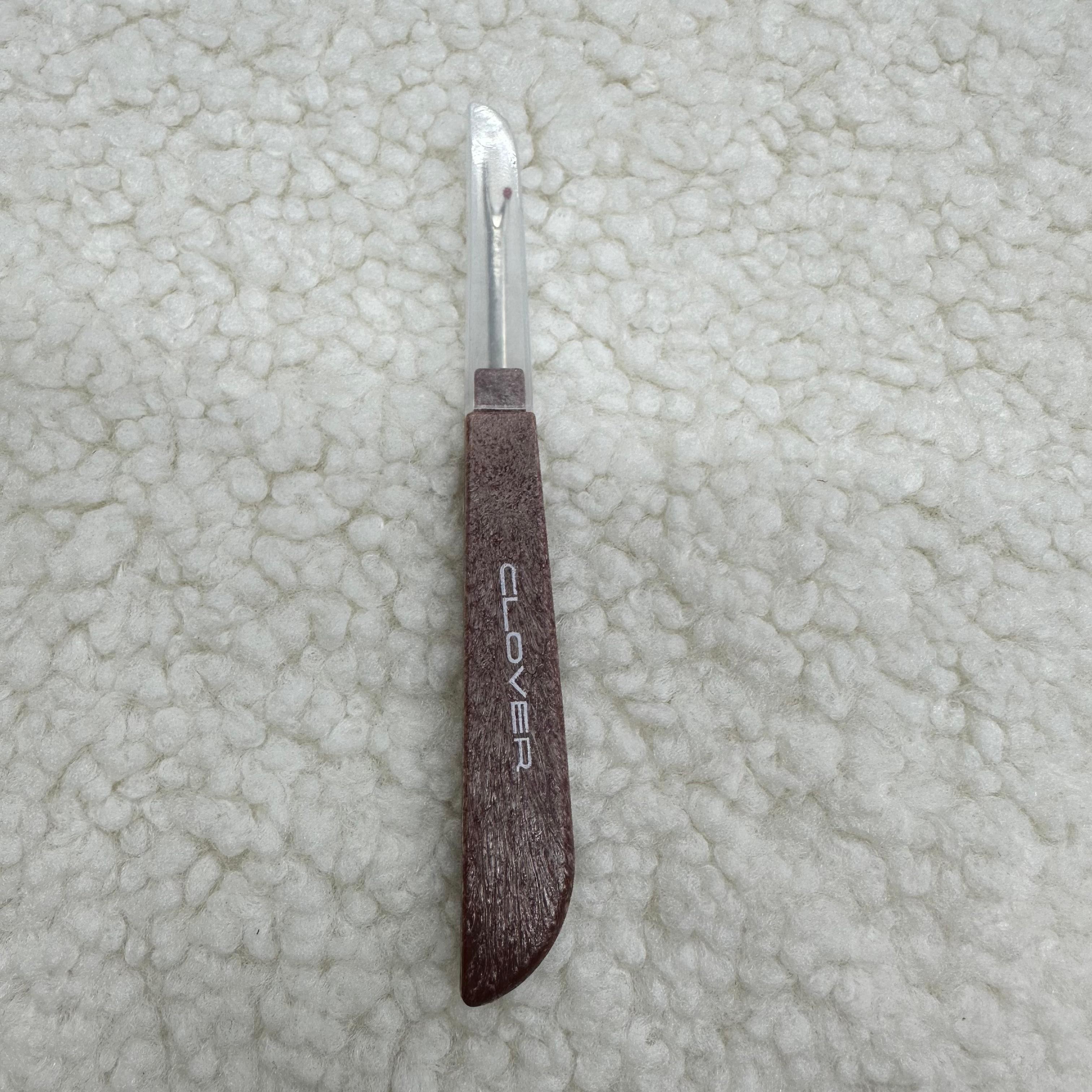 Clover Dikiş Sökücü