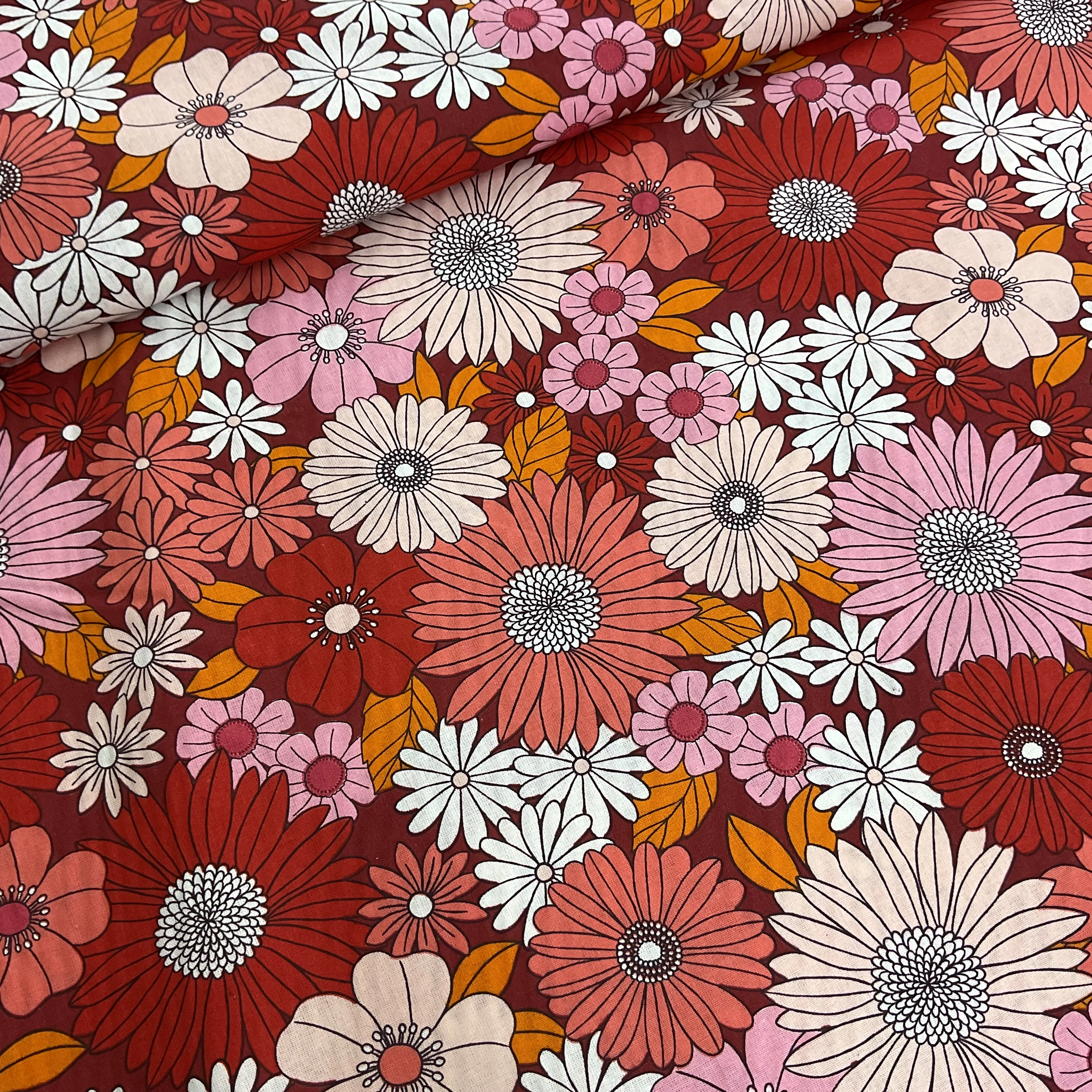 Hafif Defolu Kızıl Bahar Premium Poplin Kumaş