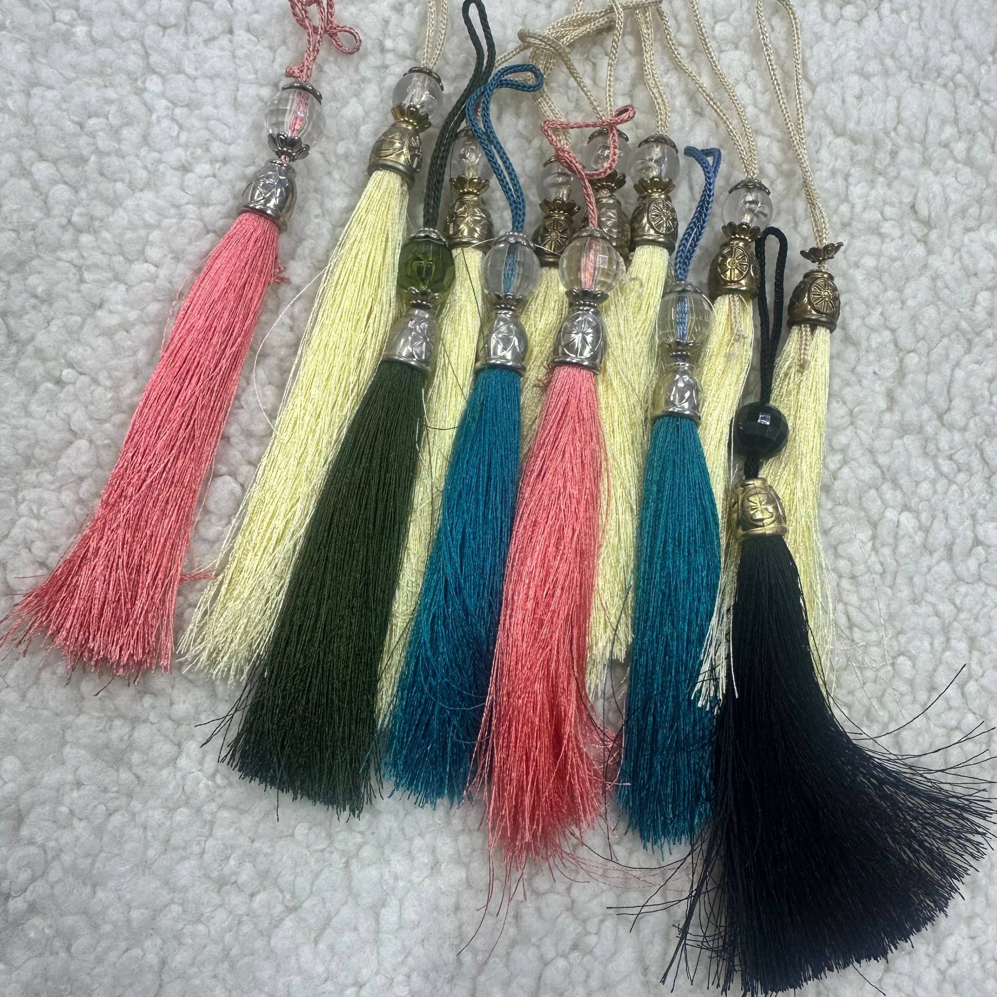 G-24 Uzun Boncuklu Püskül Set