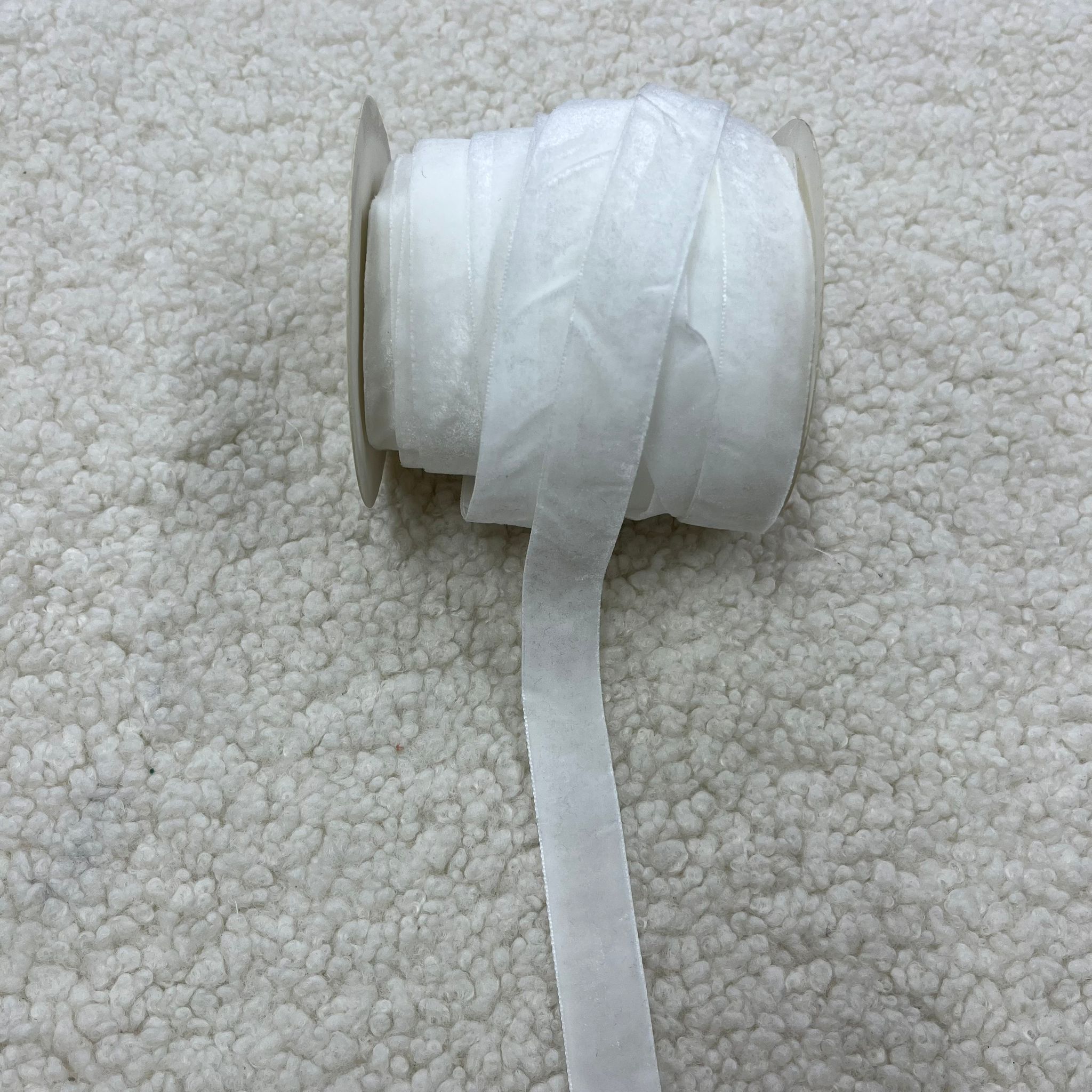 Düz Renk Kadife Kurdele 2 Cm - Beyaz