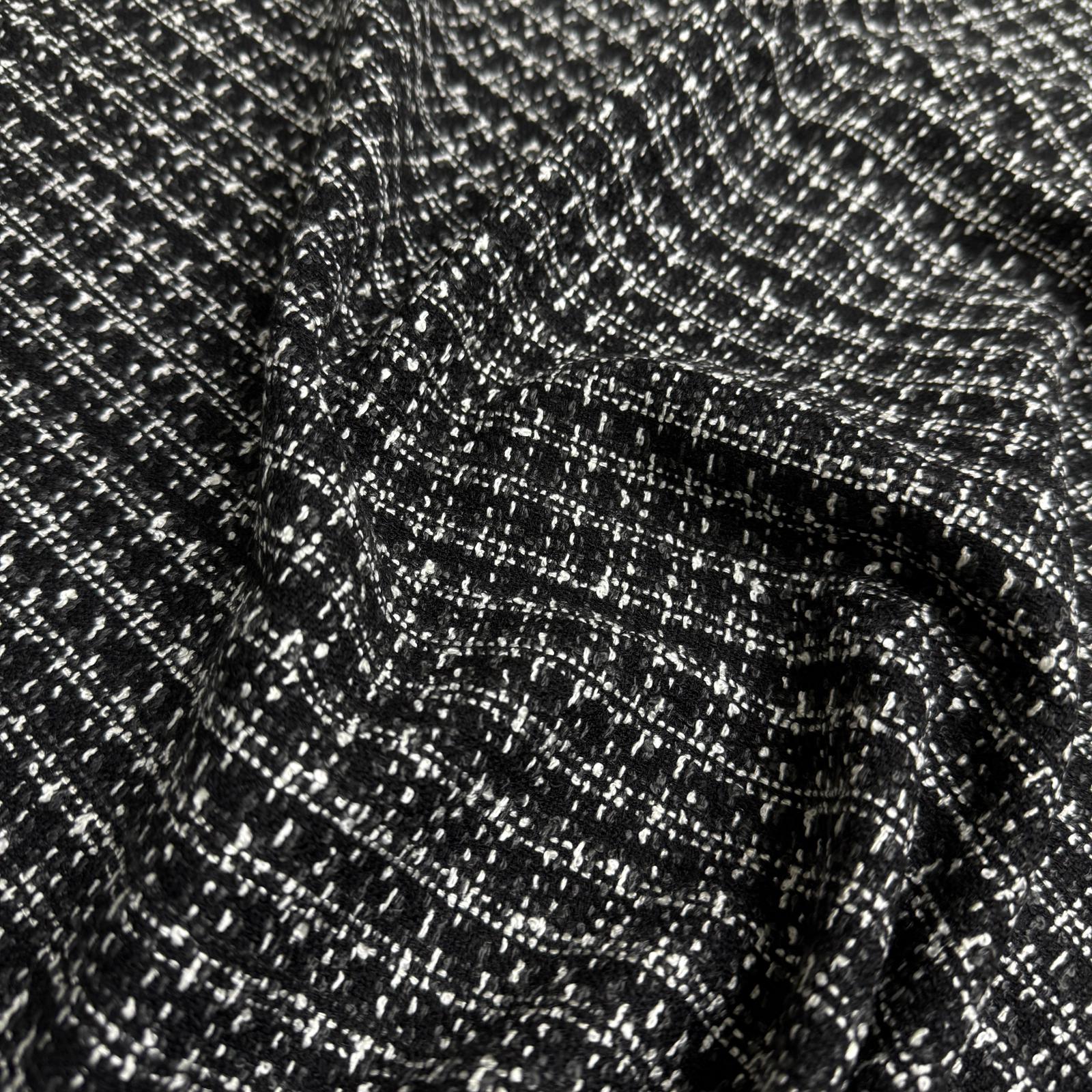 İngiliz Yünlü Siyah Kare Dikişler Şanel Kumaş