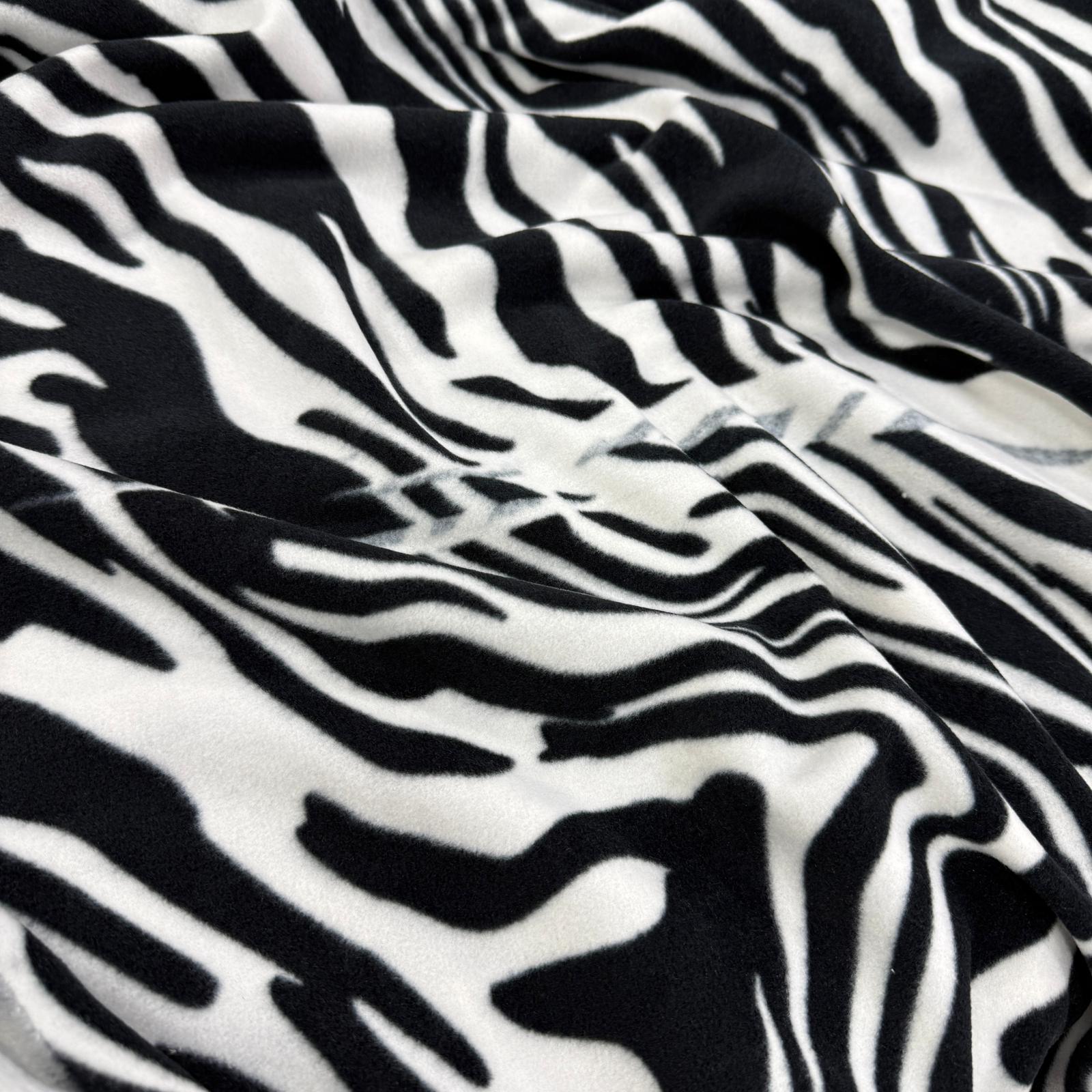Defolu Siyah Zebra Çift Taraflı Fleece Polar Kumaş