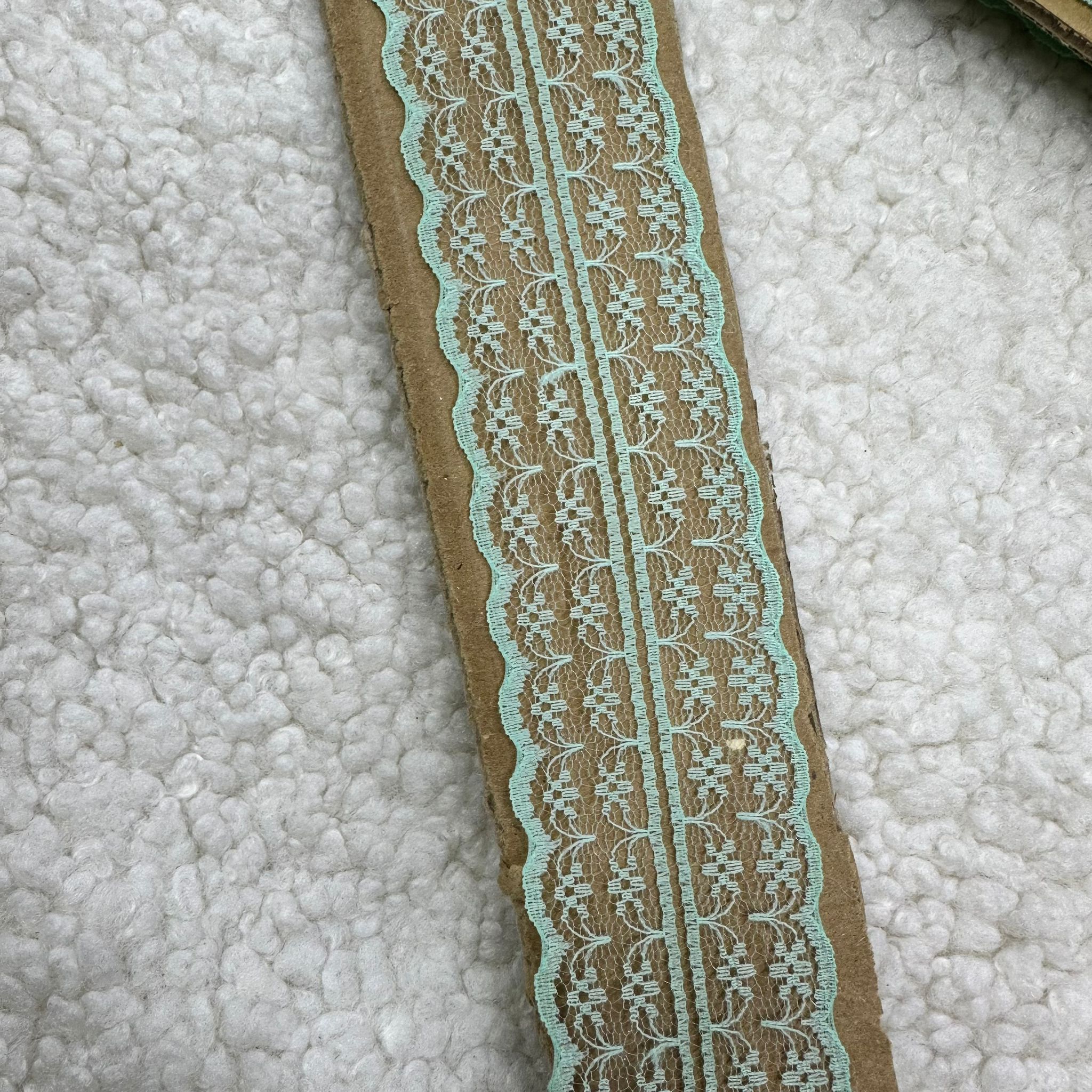 Mint Çift Taraflı Dantel Güpür Top