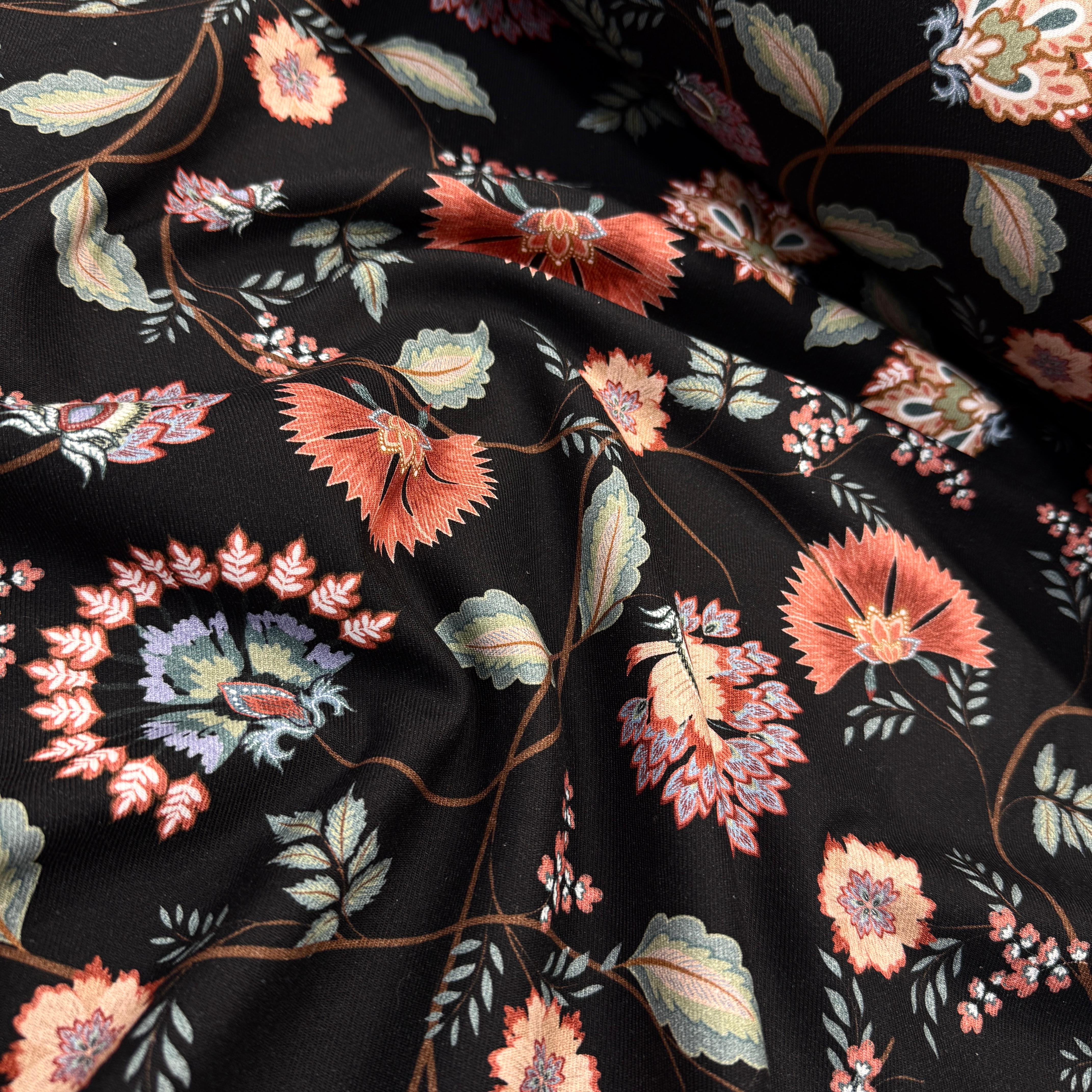 Kara Lalezar İntaşlar Markalı Flannel Pazen Kumaş