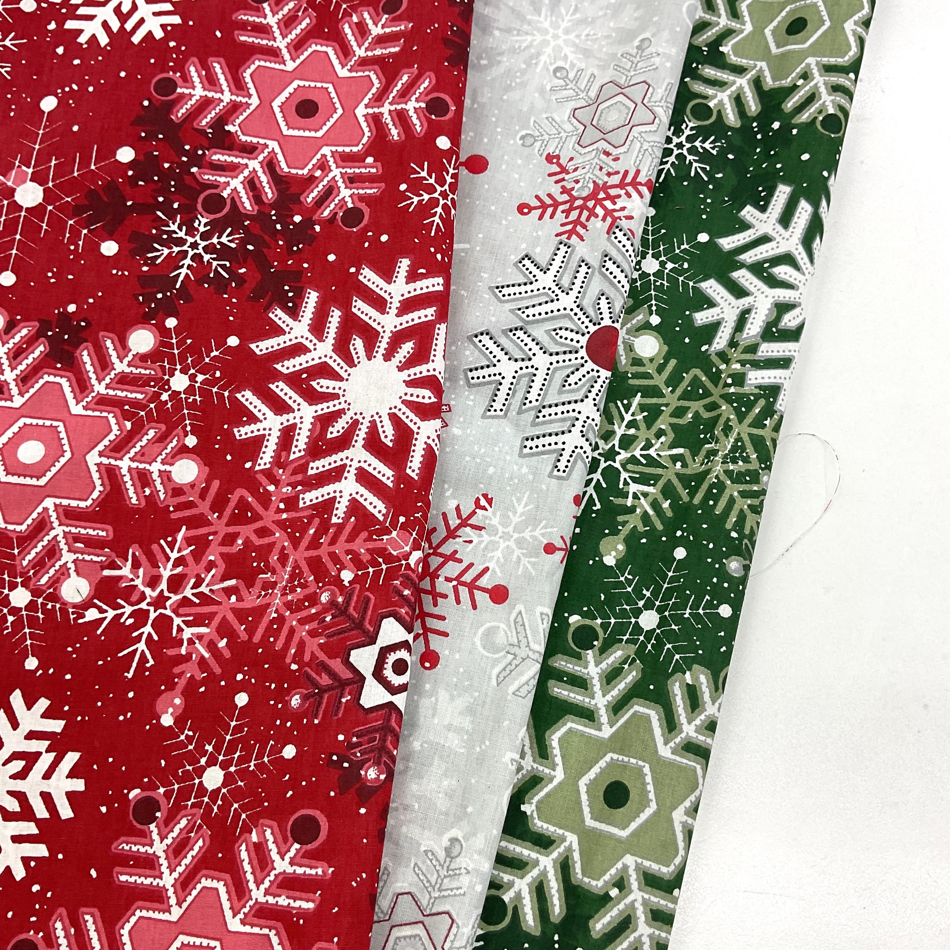 Kar Taneleri 3 Adet Parça Kumaş Seti