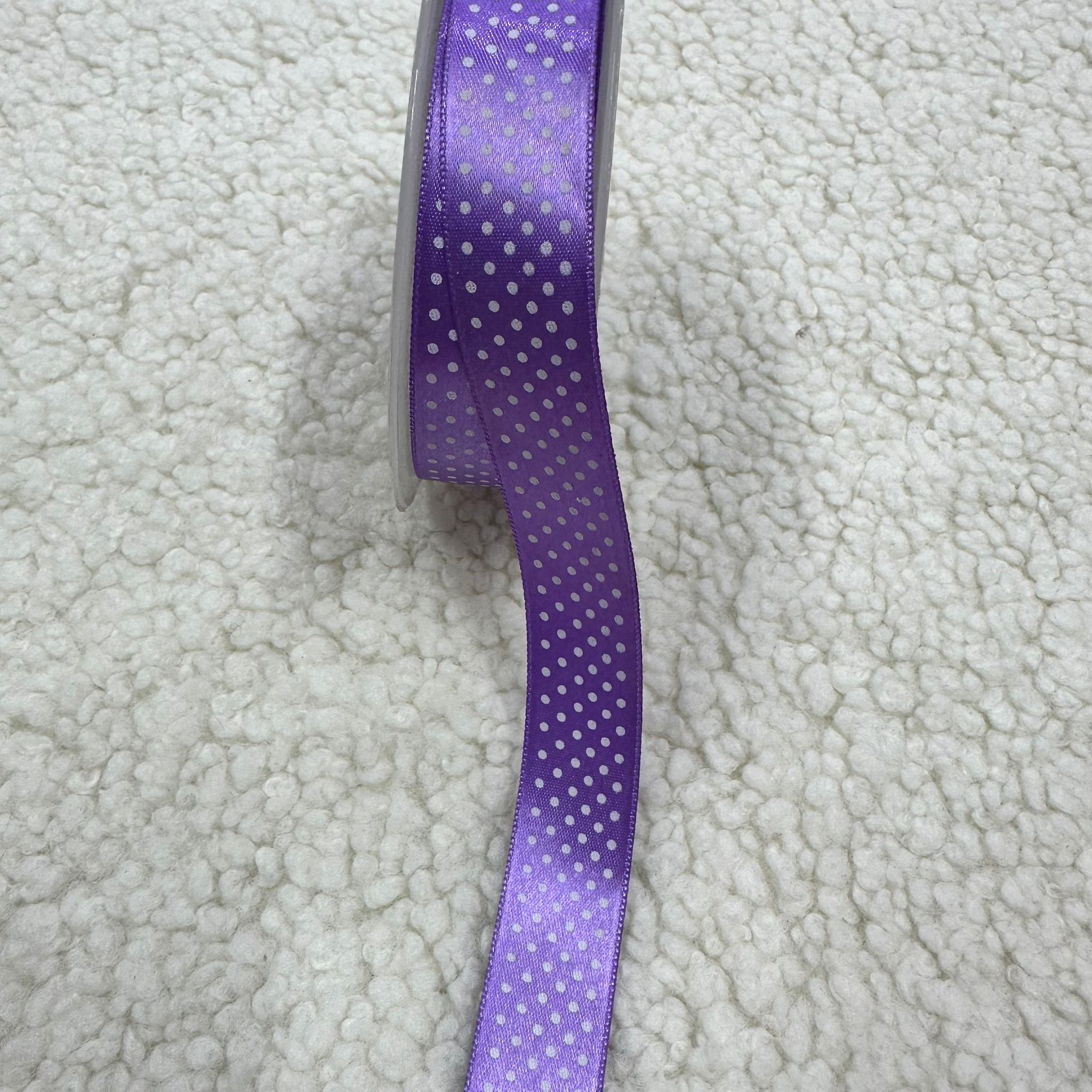 Lila Puantiyeli Saten Kurdele 2 Cm Top