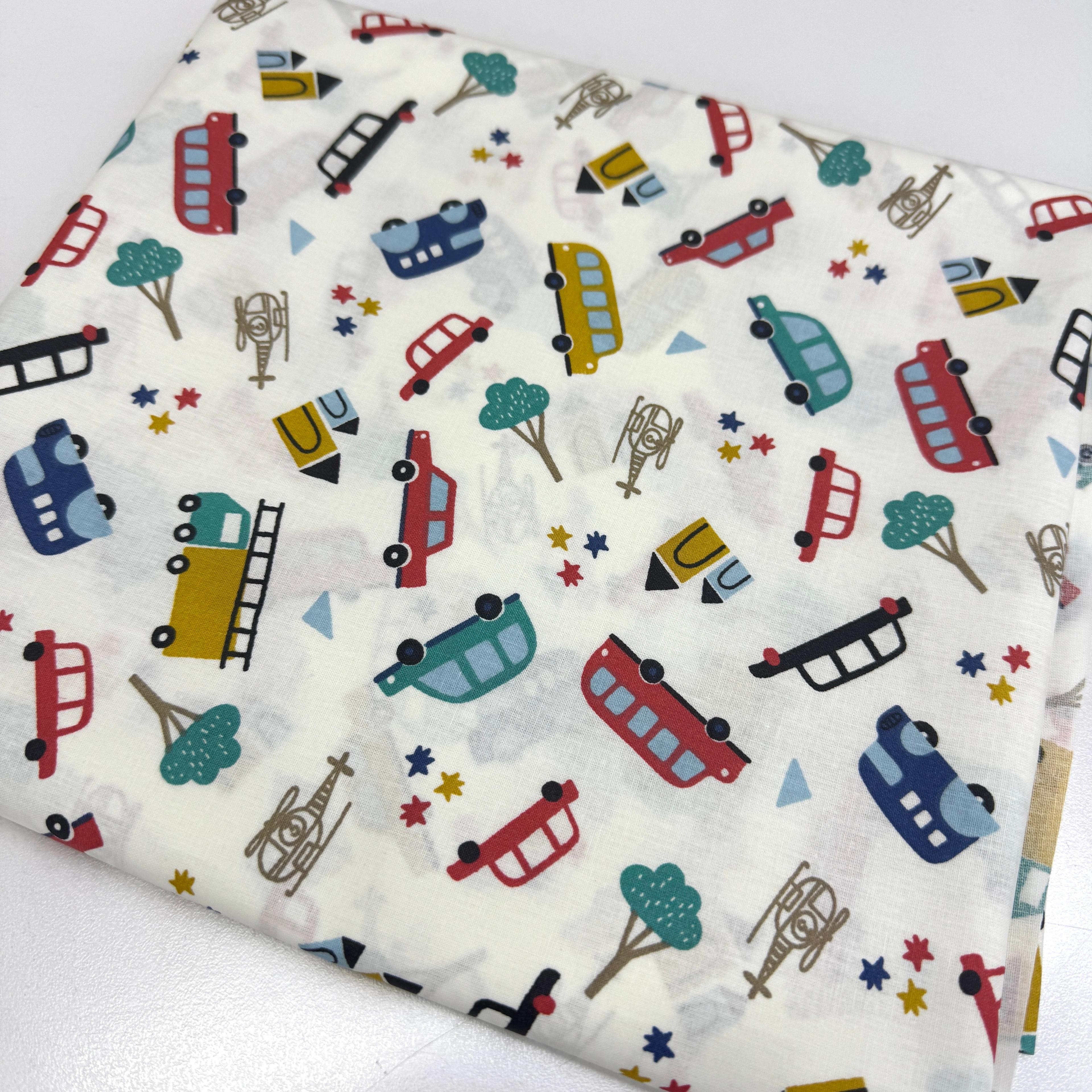 Arabalar 100*140 Cm Sıvı İtici Apreli Parça Premium Poplin Kumaş