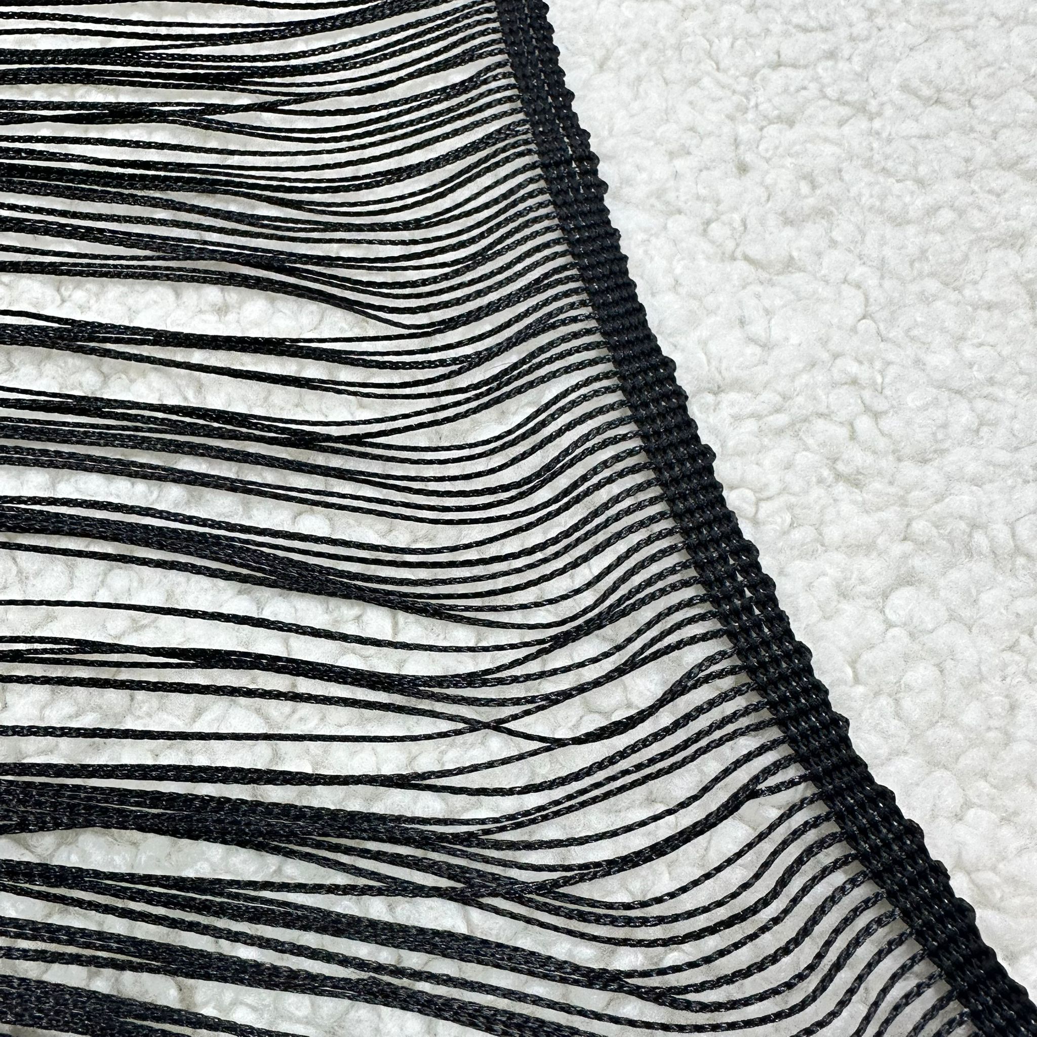 3 Metrelik Siyah Uzun Püskül Şerit