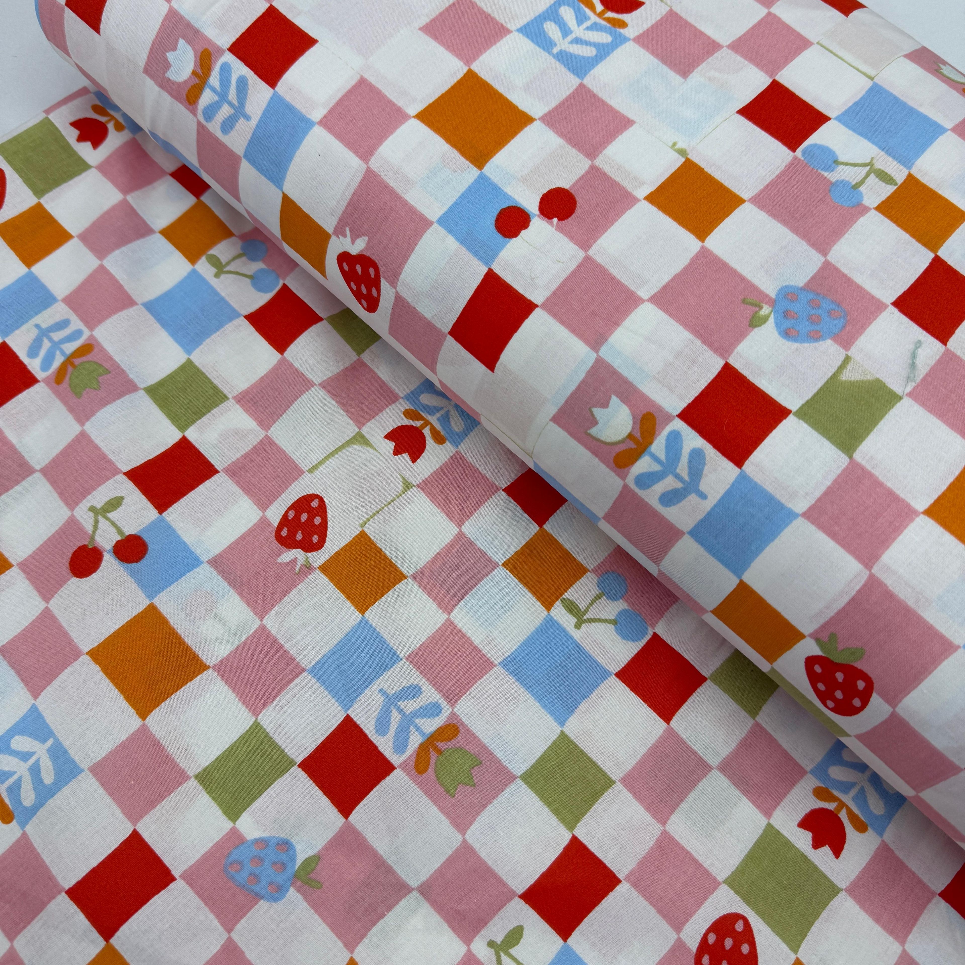 Defolu Mutfak Meyveleri Premium Poplin Kumaş