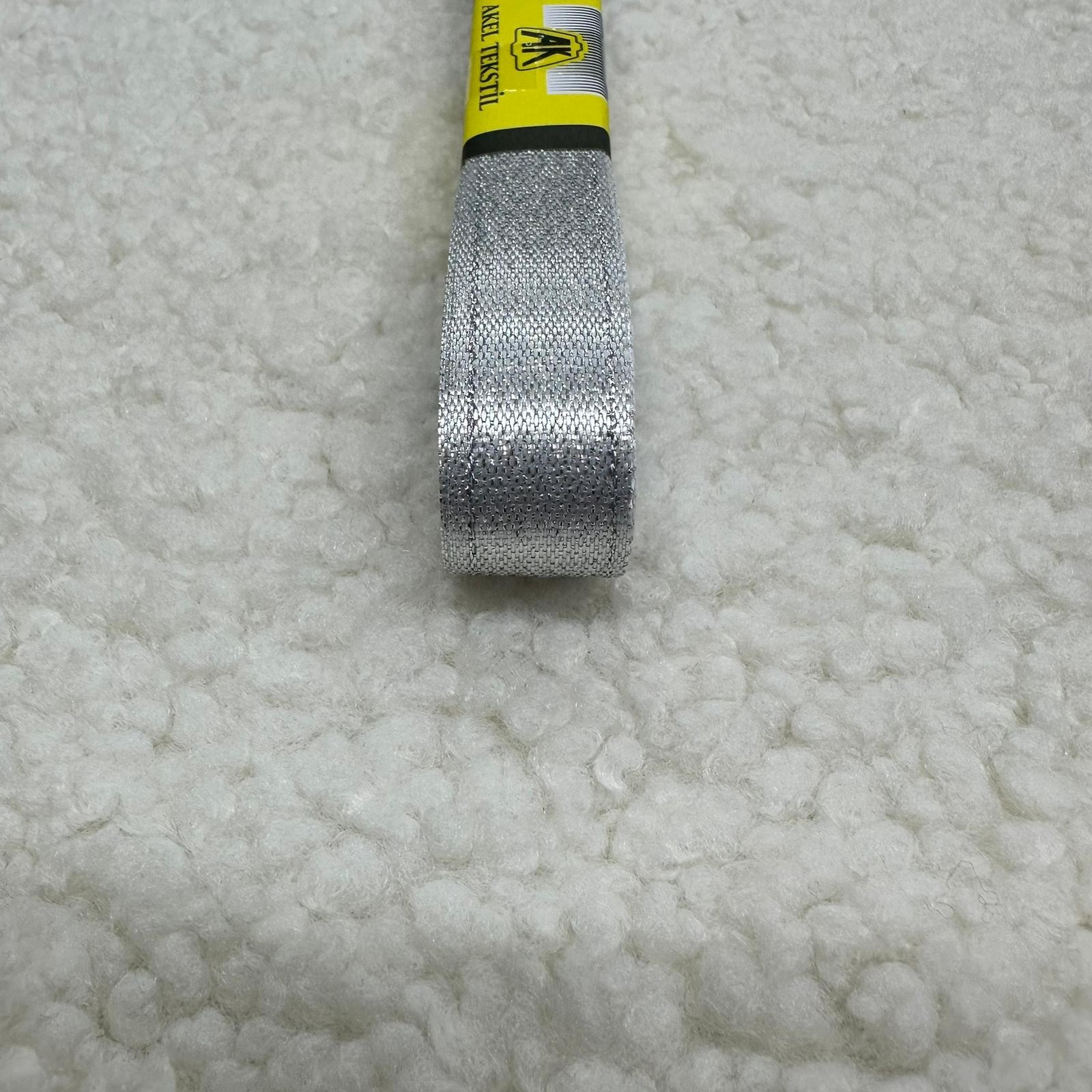 Gümüş Simli Kurdele 1 Cm