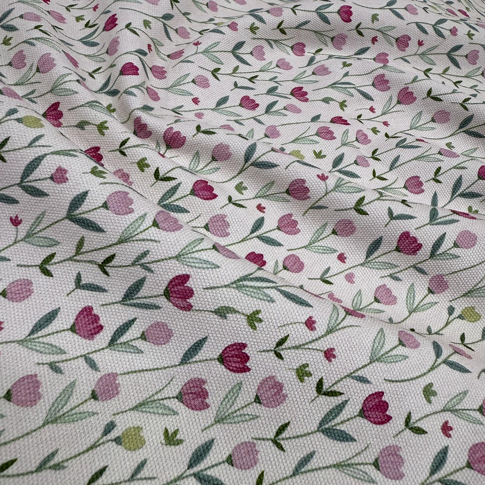 Pembe Çiçekler İntaşlar Markalı Kanvas Kumaş