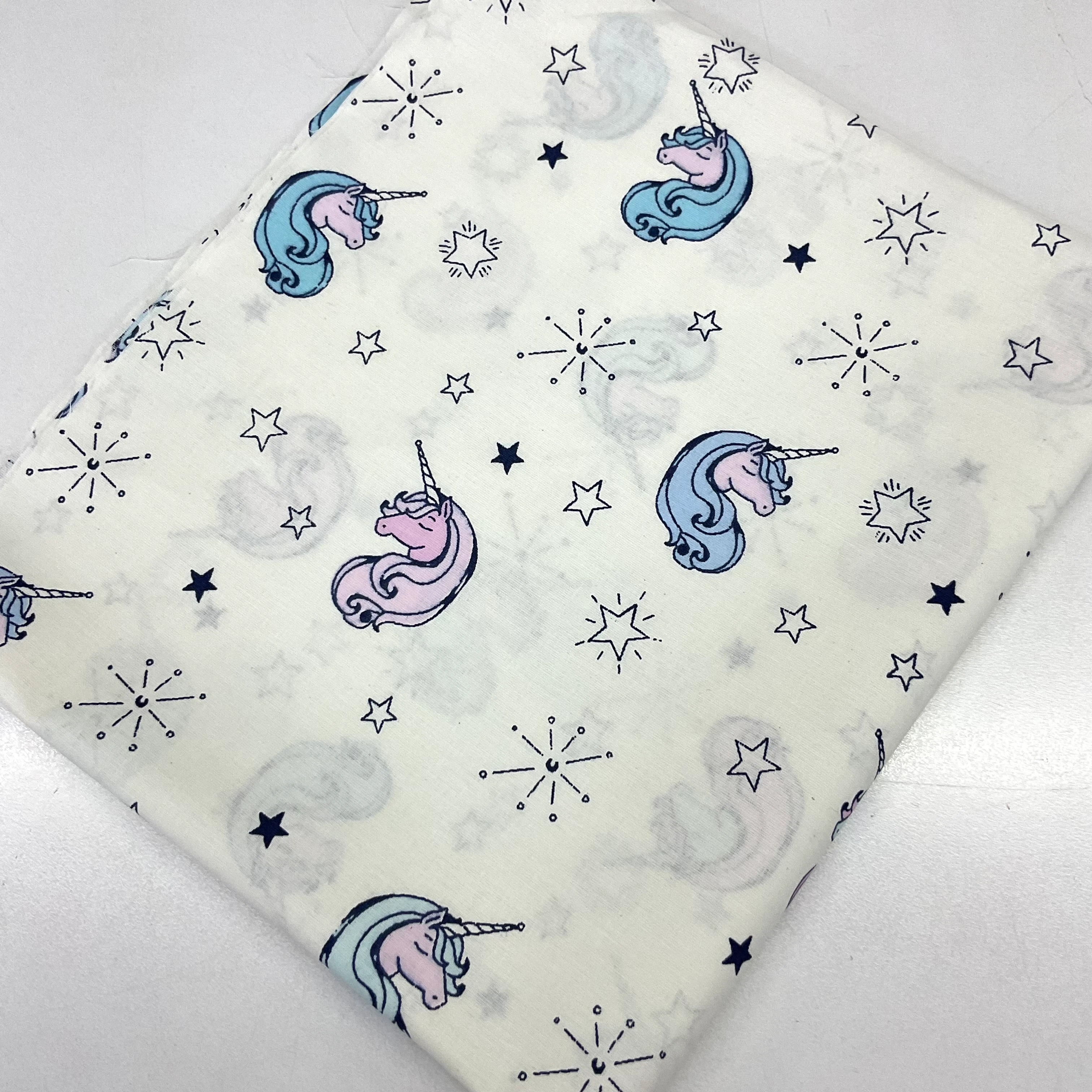 Yıldızlı Unicorn 50*55 cm Parça Poplin Kumaş