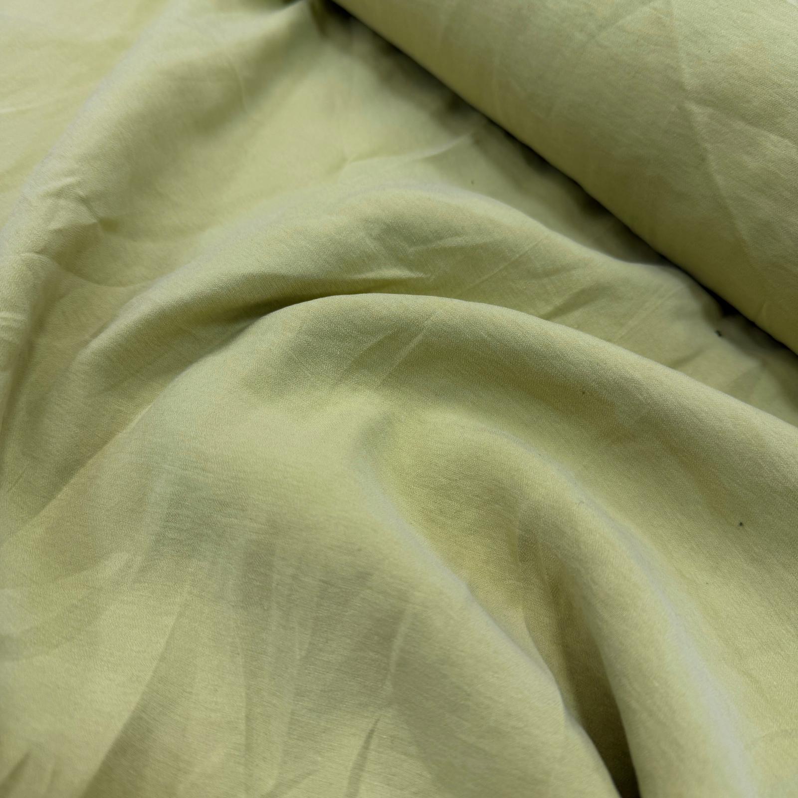 Iskarta Defolu Yeşil İpeksi Modal Kumaş