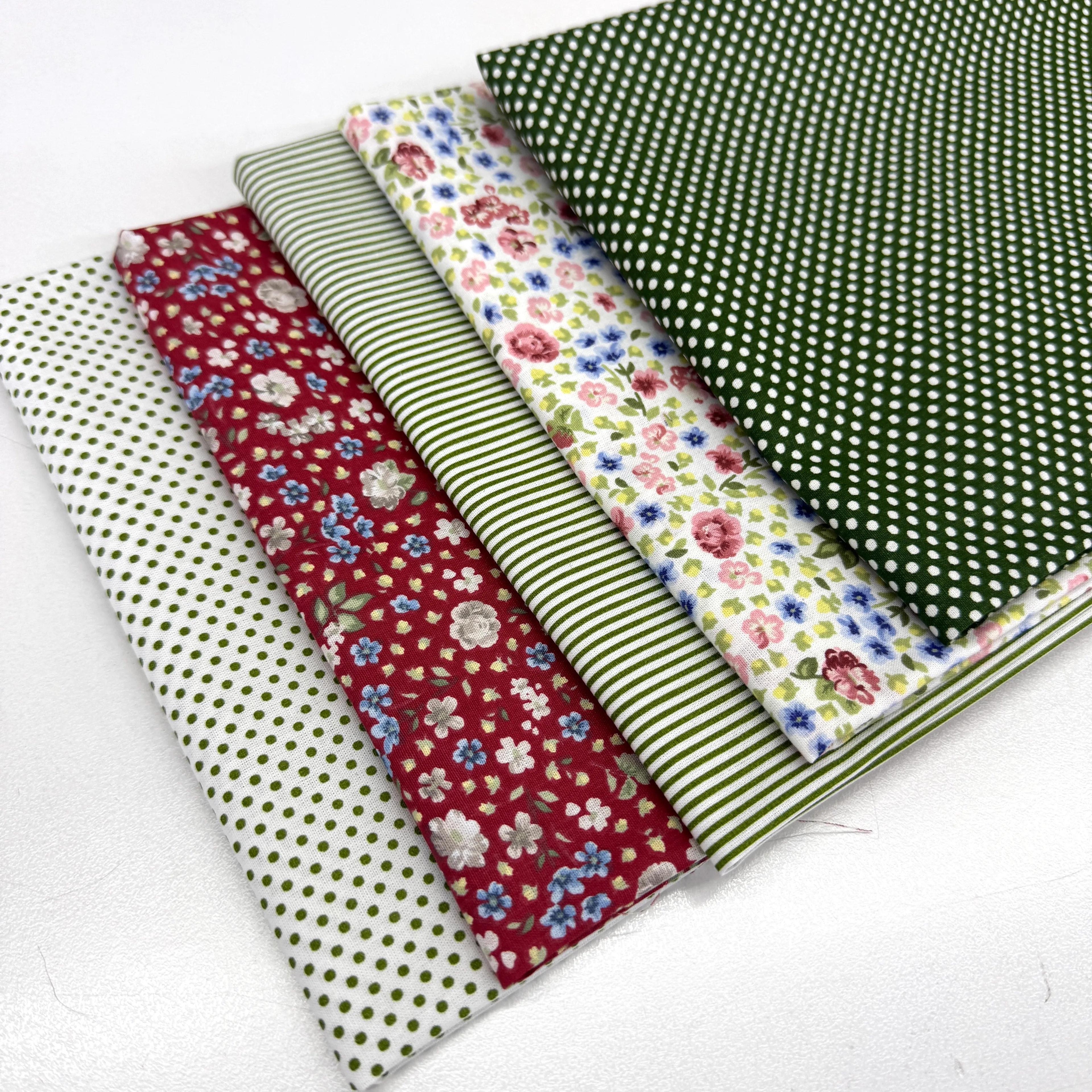 Çıtır Çiçekler 50*75 cm 5’li Poplin Parça Kumaş Seti