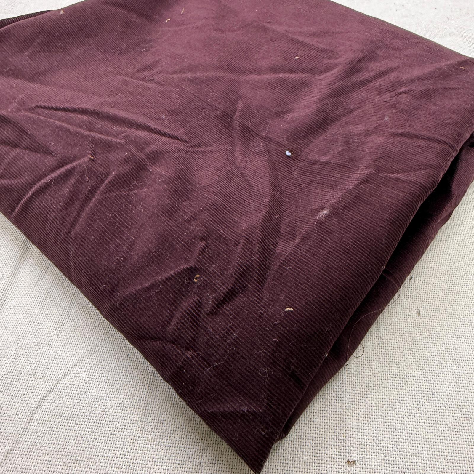 Mürdüm No:4 85*140 cm Parça Fitilli Kadife Kumaş