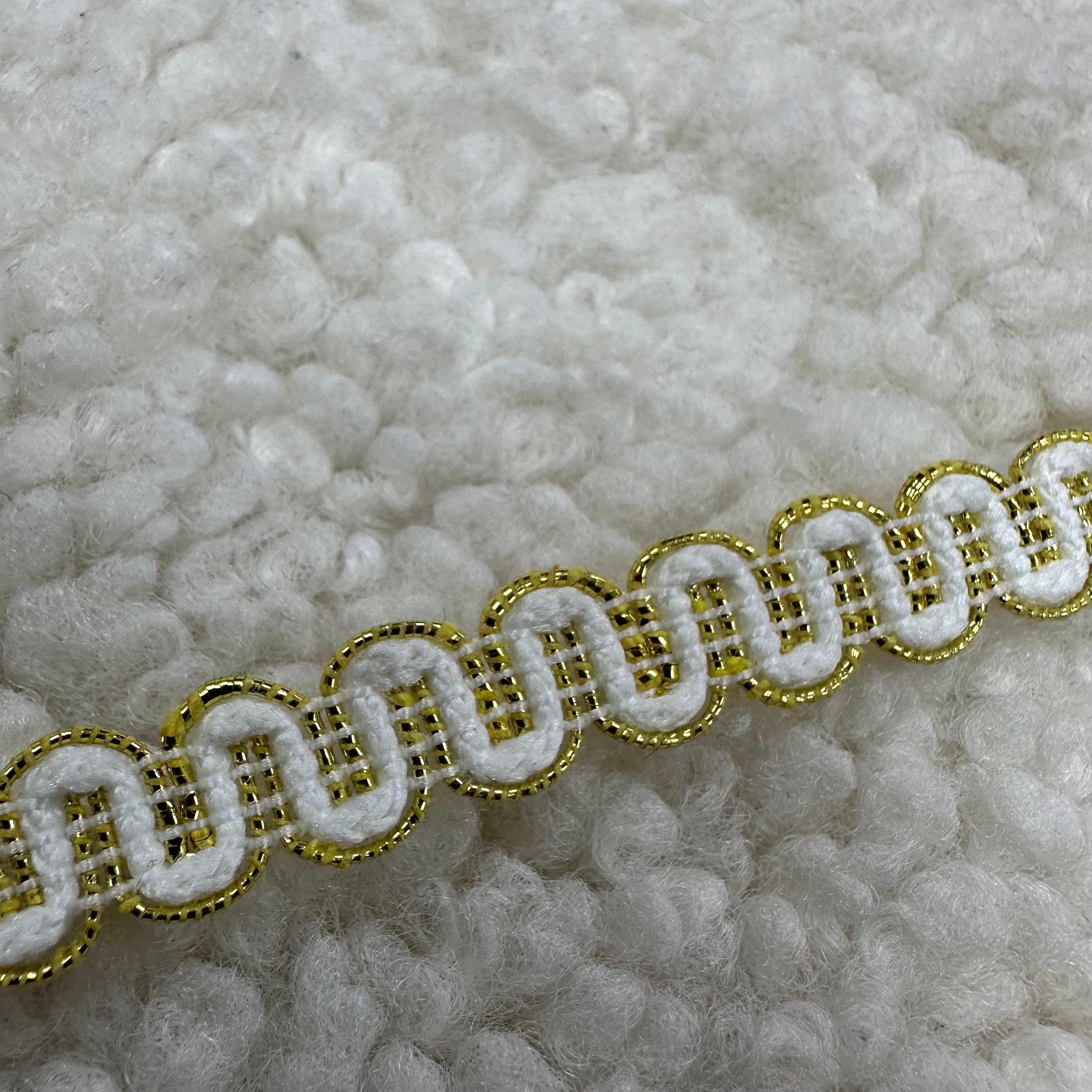 Simli Zigzag Su Taşı