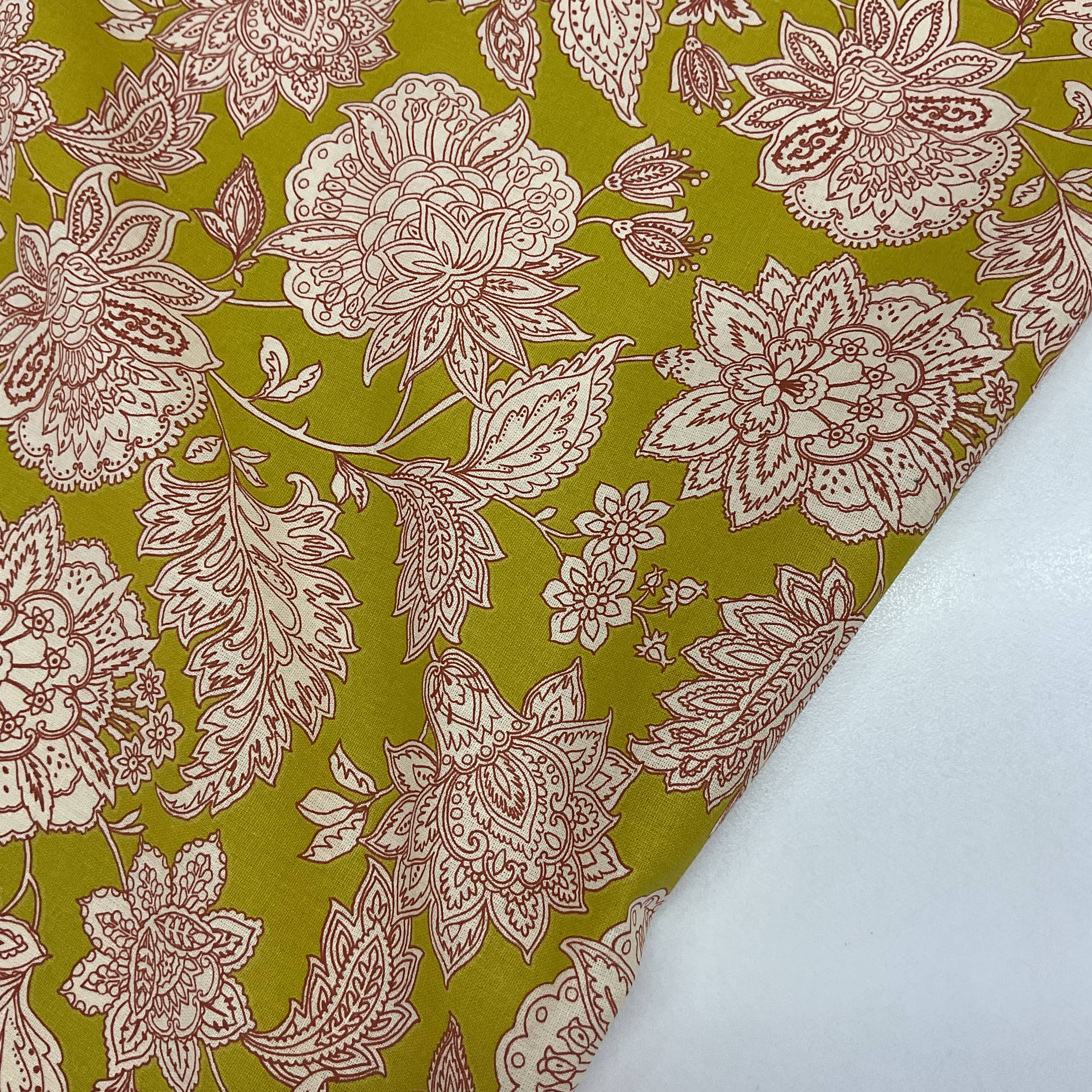 Safran Çiçekler Premium Poplin Kumaş