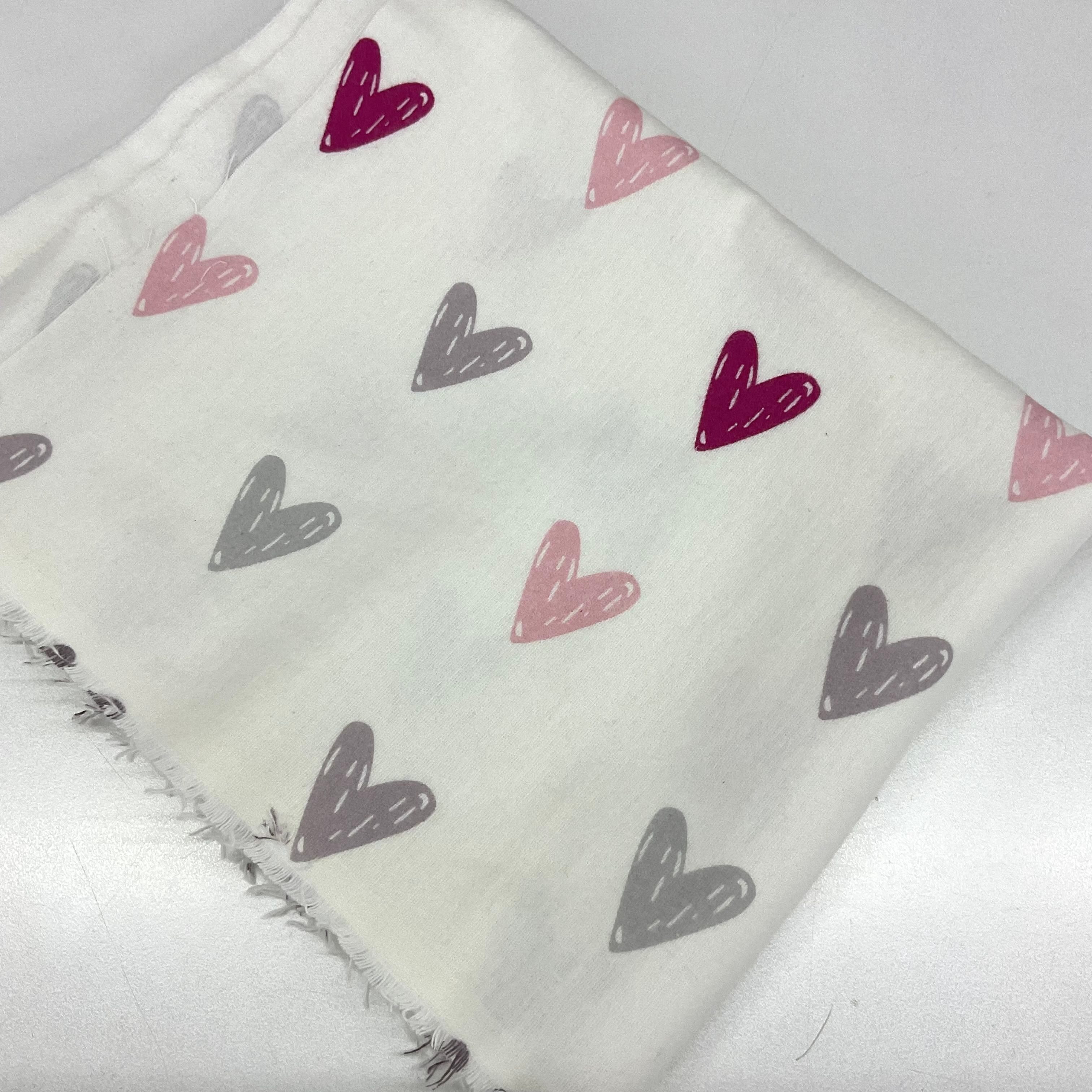 Pembe Kalp 100*90 Cm Parça  Pazen Kumaş