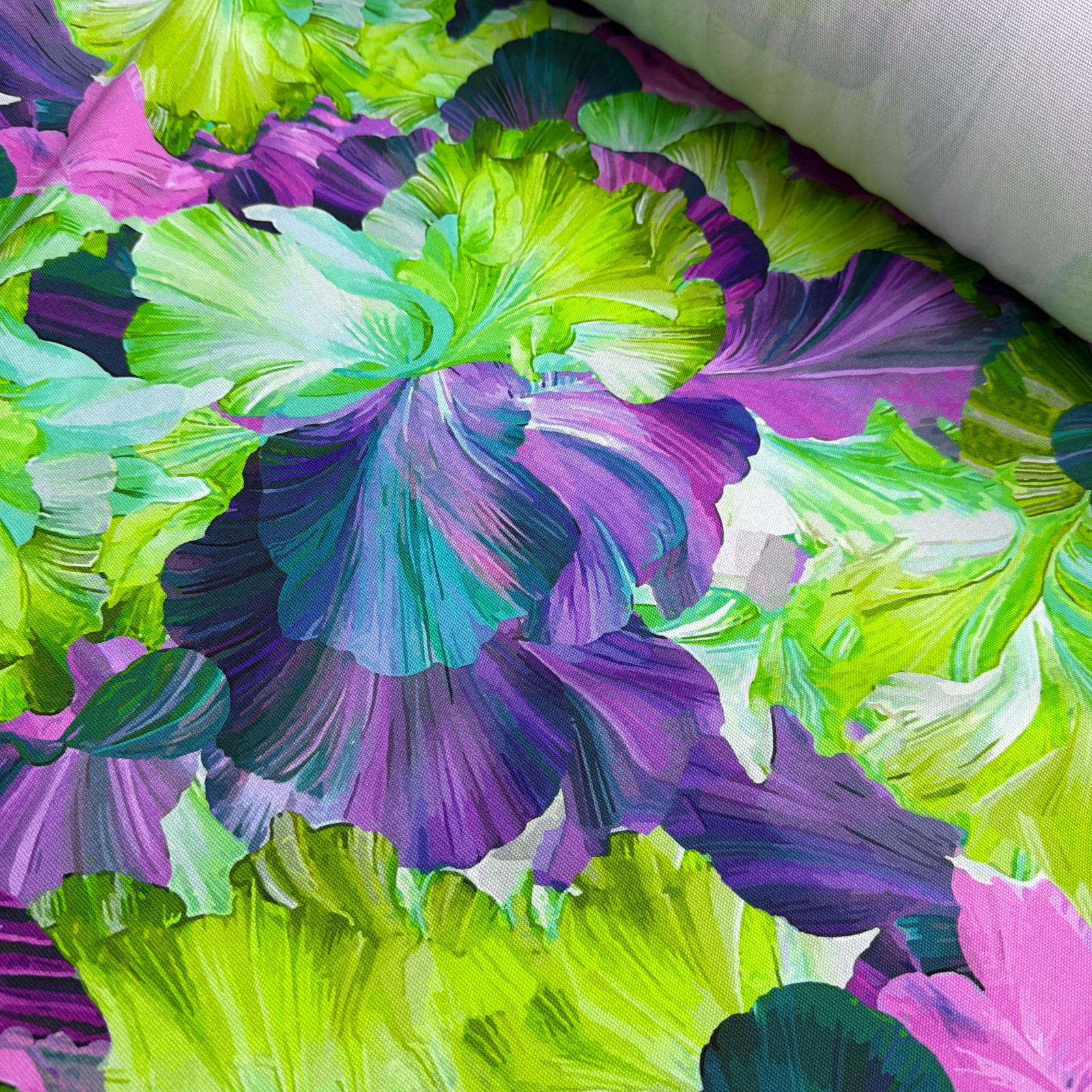 Yeşil Büyük Yapraklar İntaşlar Markalı Kanvas Kumaş