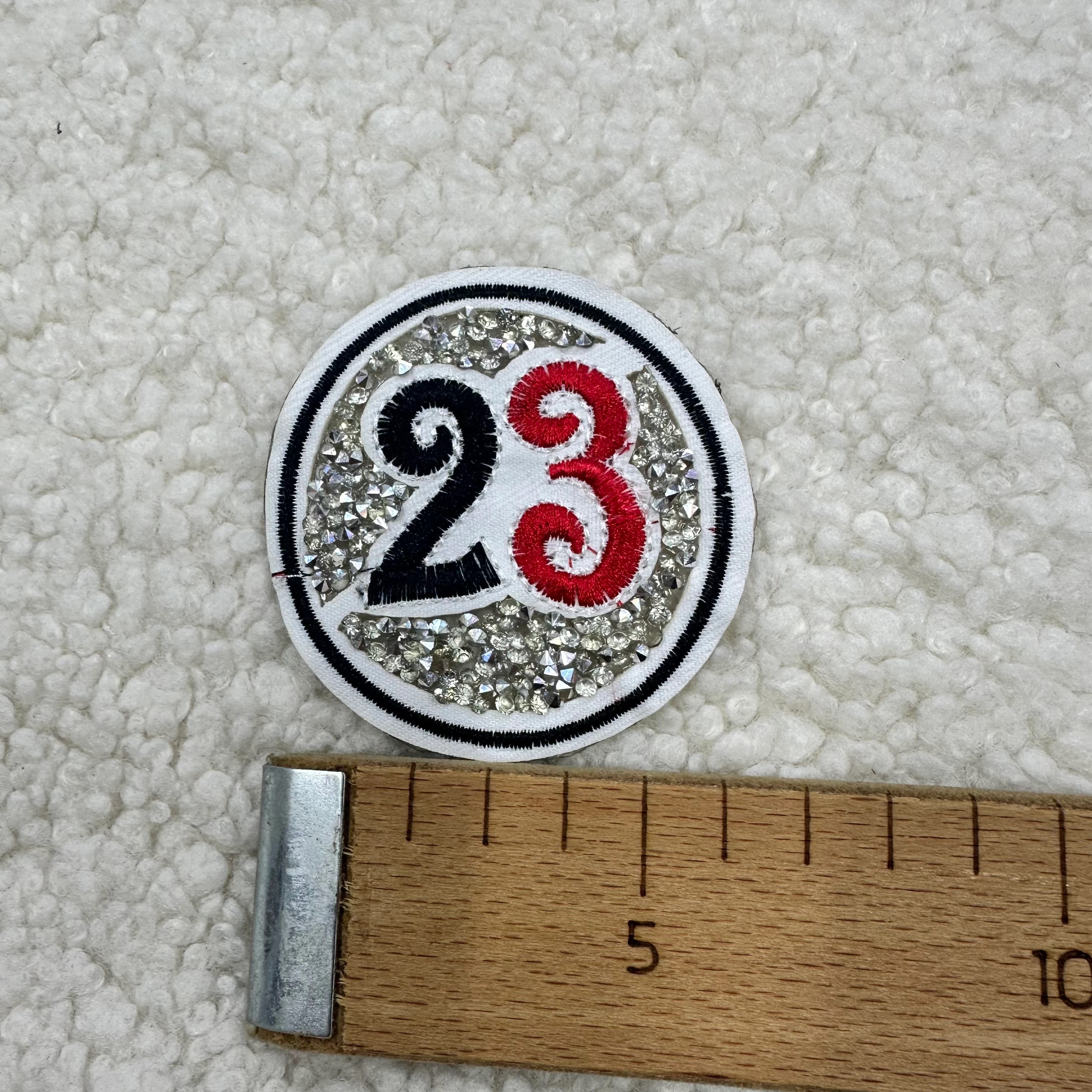 23 Numaralı Taşlı Arma