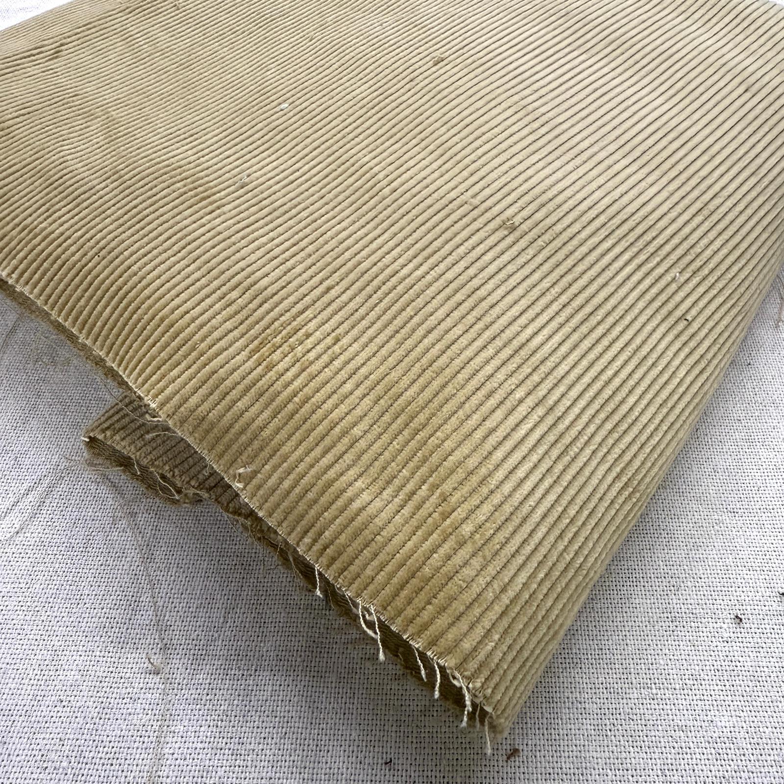 Latte Rengi No:12 150*140 cm Parça Fitilli Kadife Kumaş