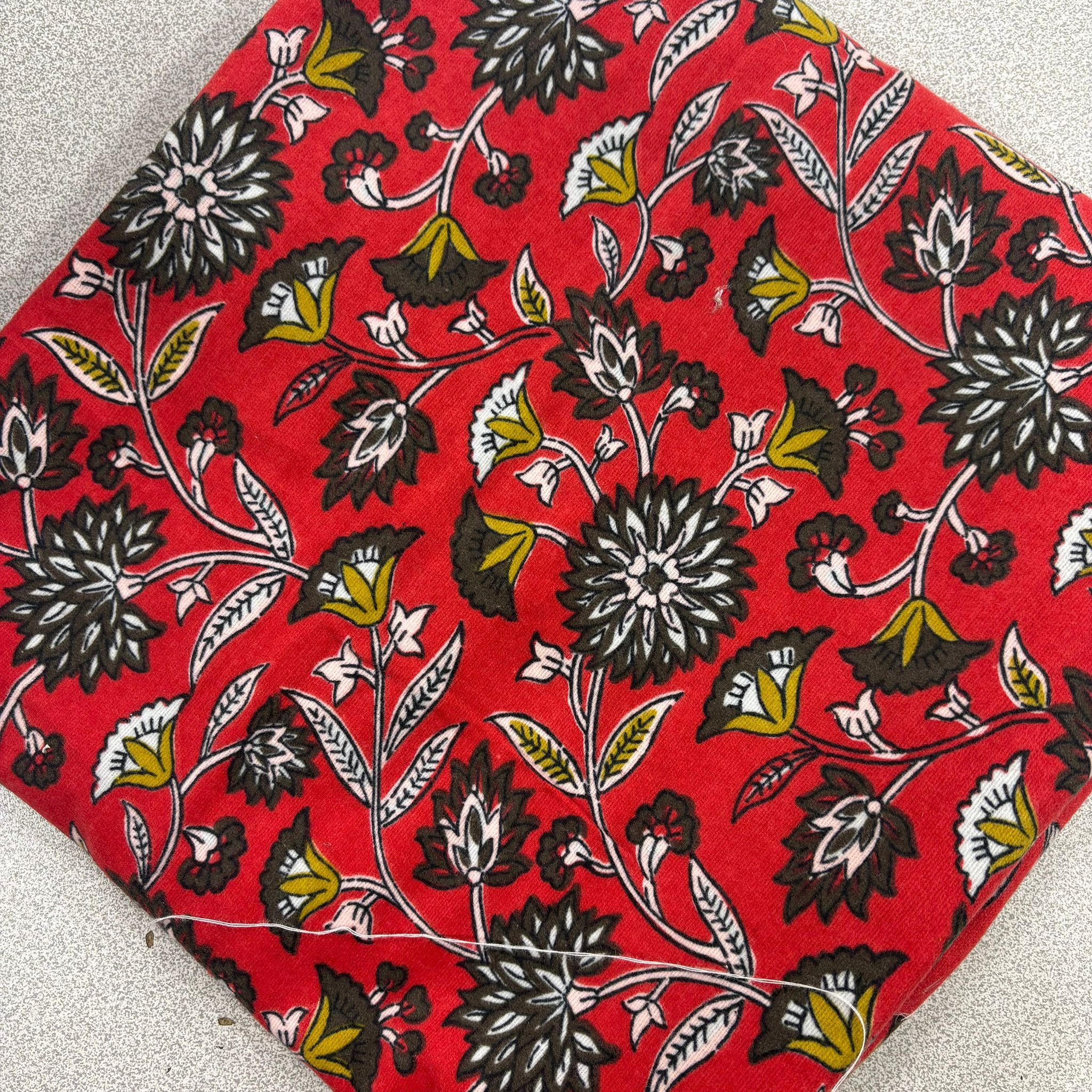 Desenli No:96 160*90 cm Parça Divitin Pazen Kumaş