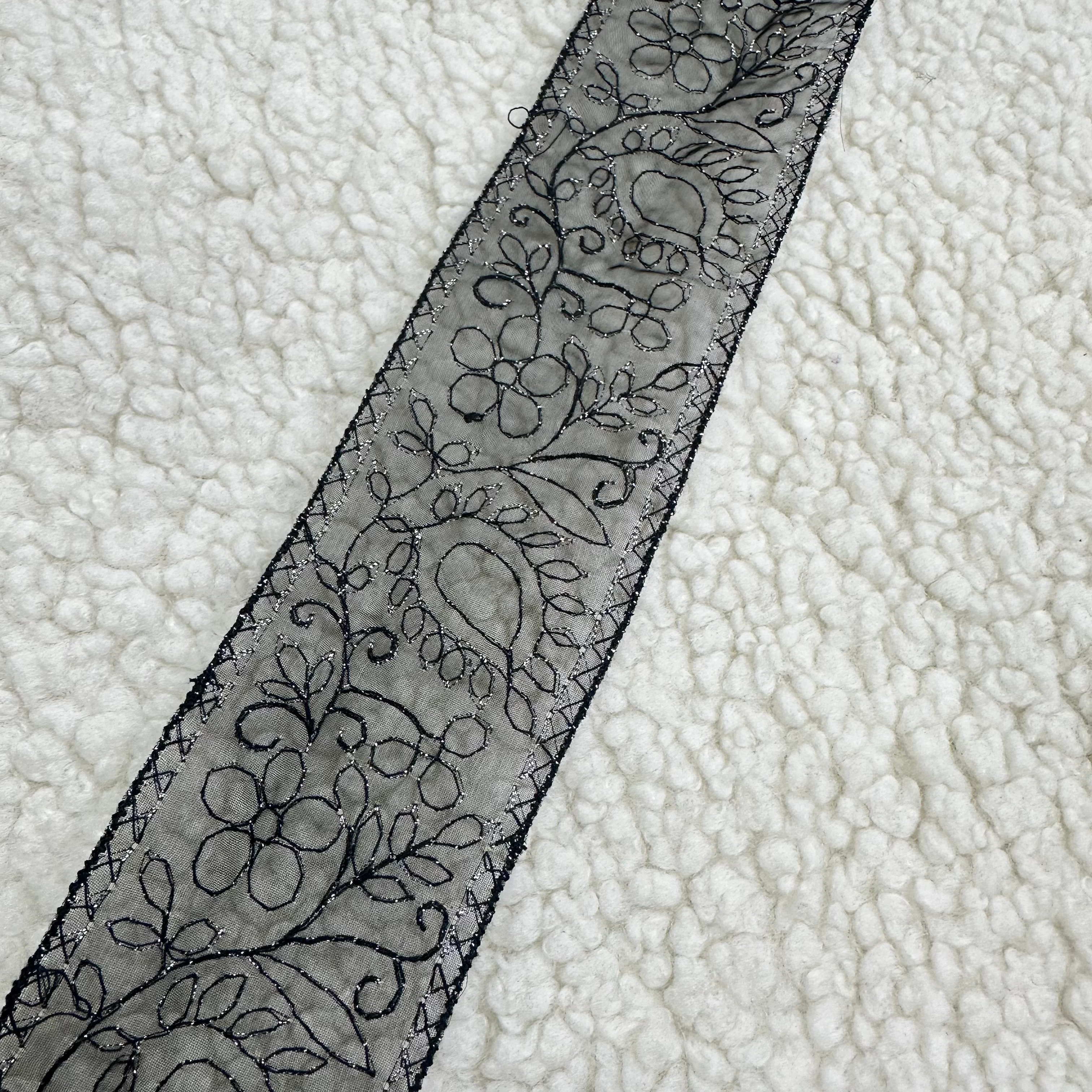 Tül Güpür Siyaha Gümüş 75