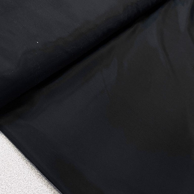 Siyah İnce Polyester Astar Saten Kumaş