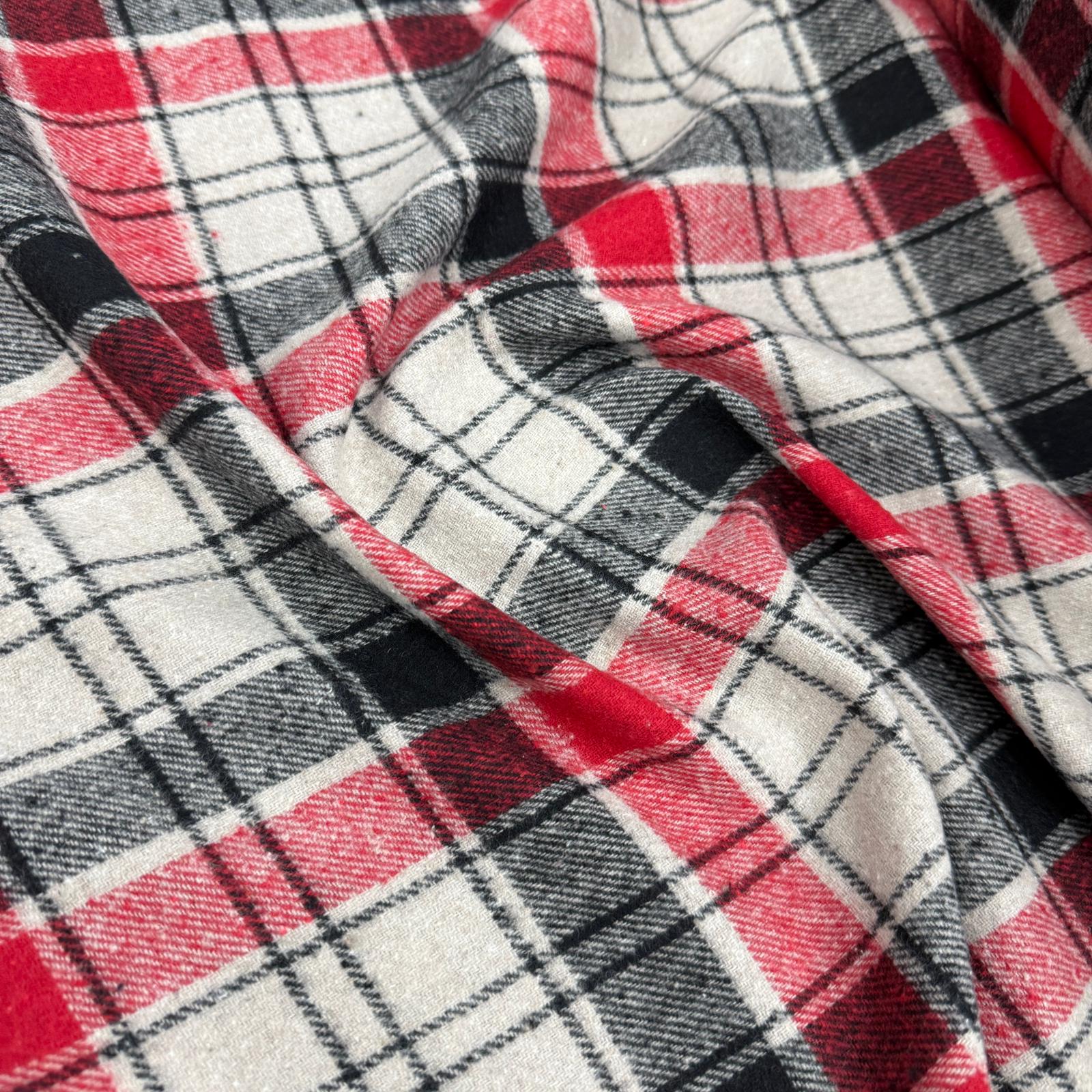 Beyaza Kırmızı Ekoseler Oduncu Kumaş