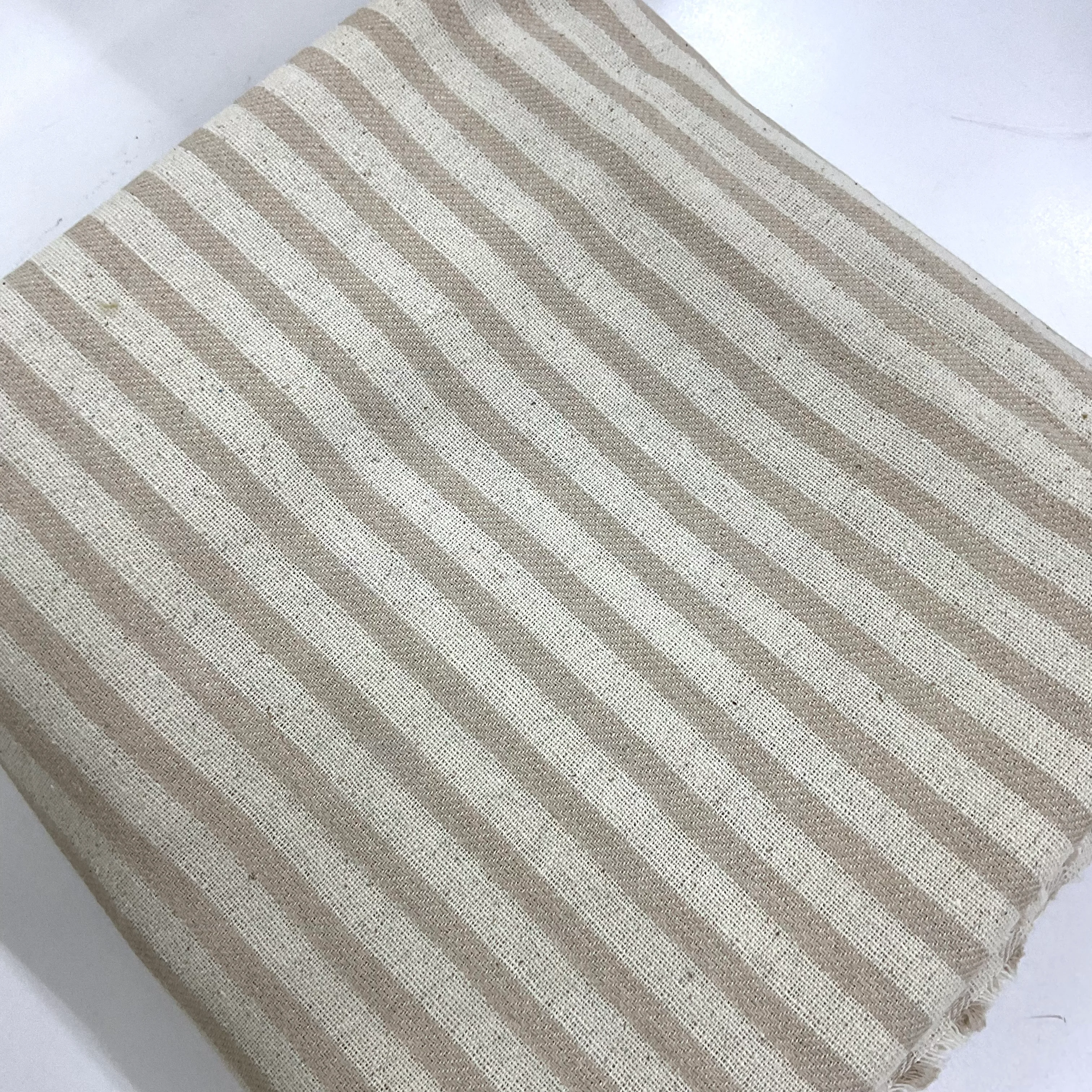 150*200 cm Bej Çizgili Parça Buldan Bezi Kumaş