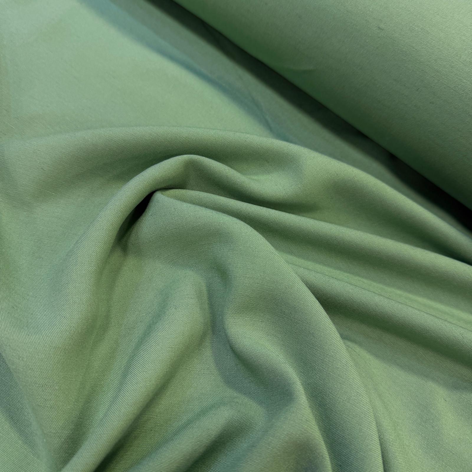 Kampanyalı İhraç Fazlası Çağla Yeşil Viskon Keten Kumaş