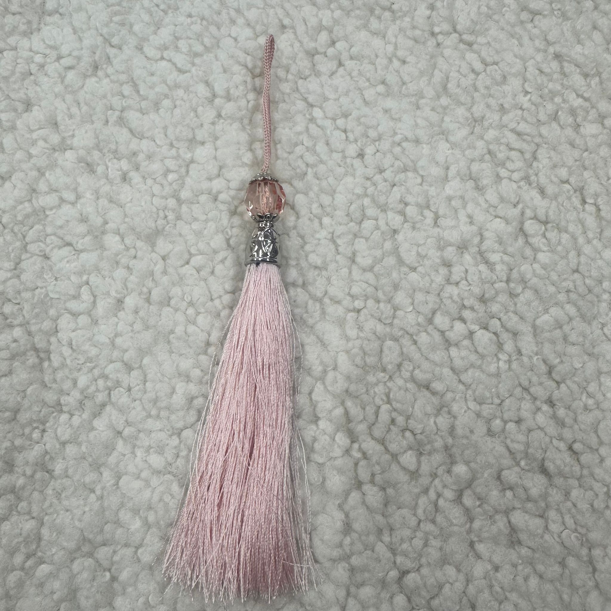 Toz Pembe Gümüş Taşlı Püskül