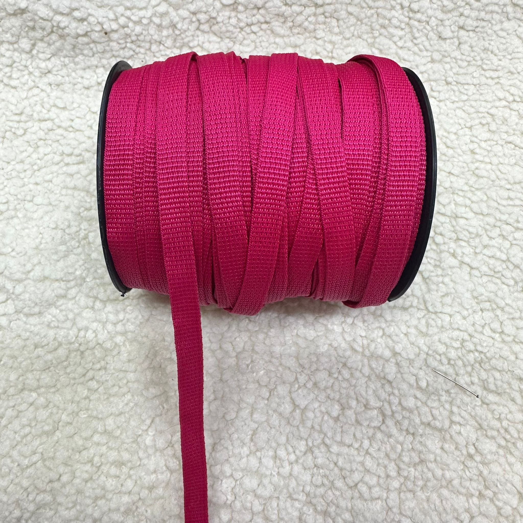 Fuşya 1 Cm Polyester Kolon Top