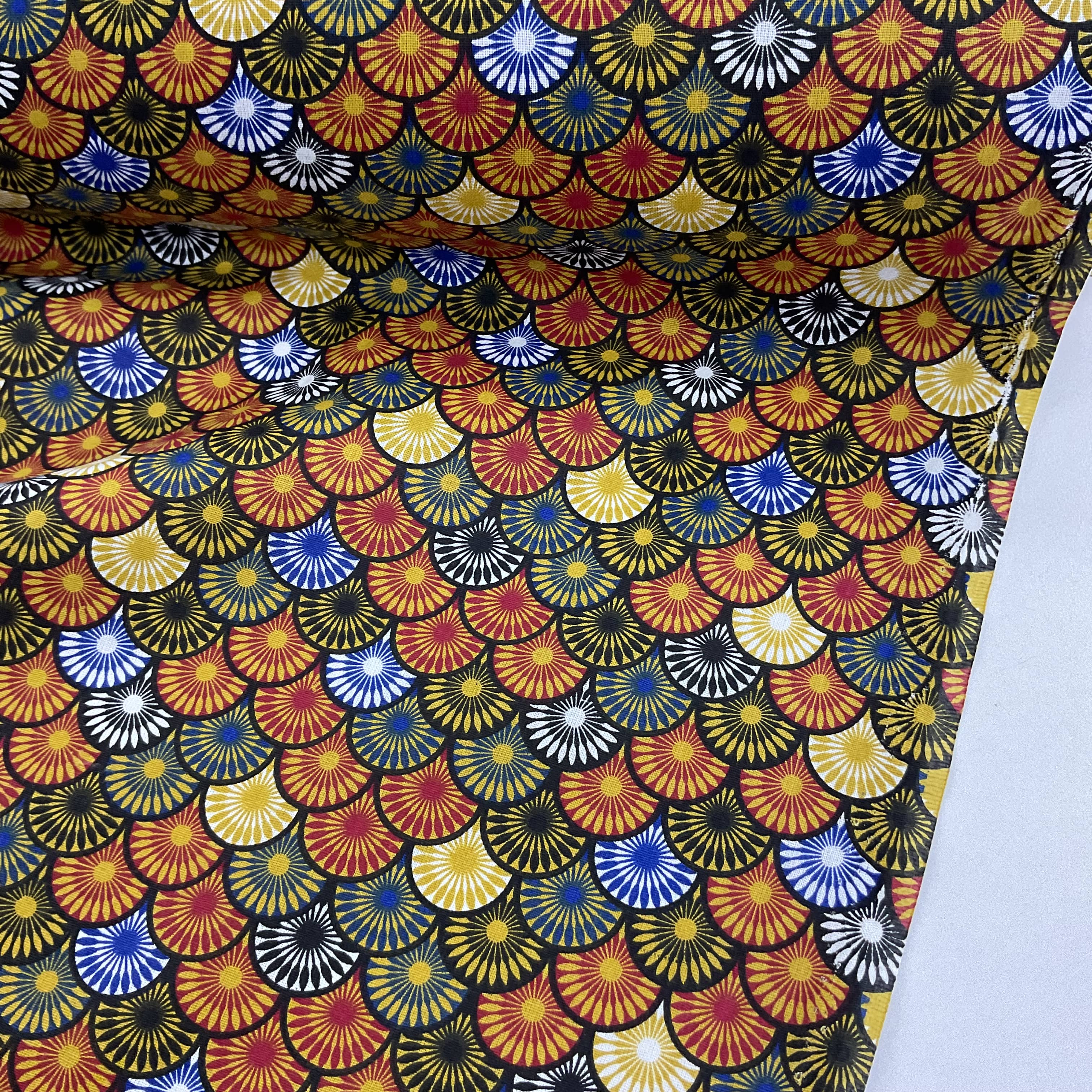 Renkli Yelpaze Premium Poplin Kumaş