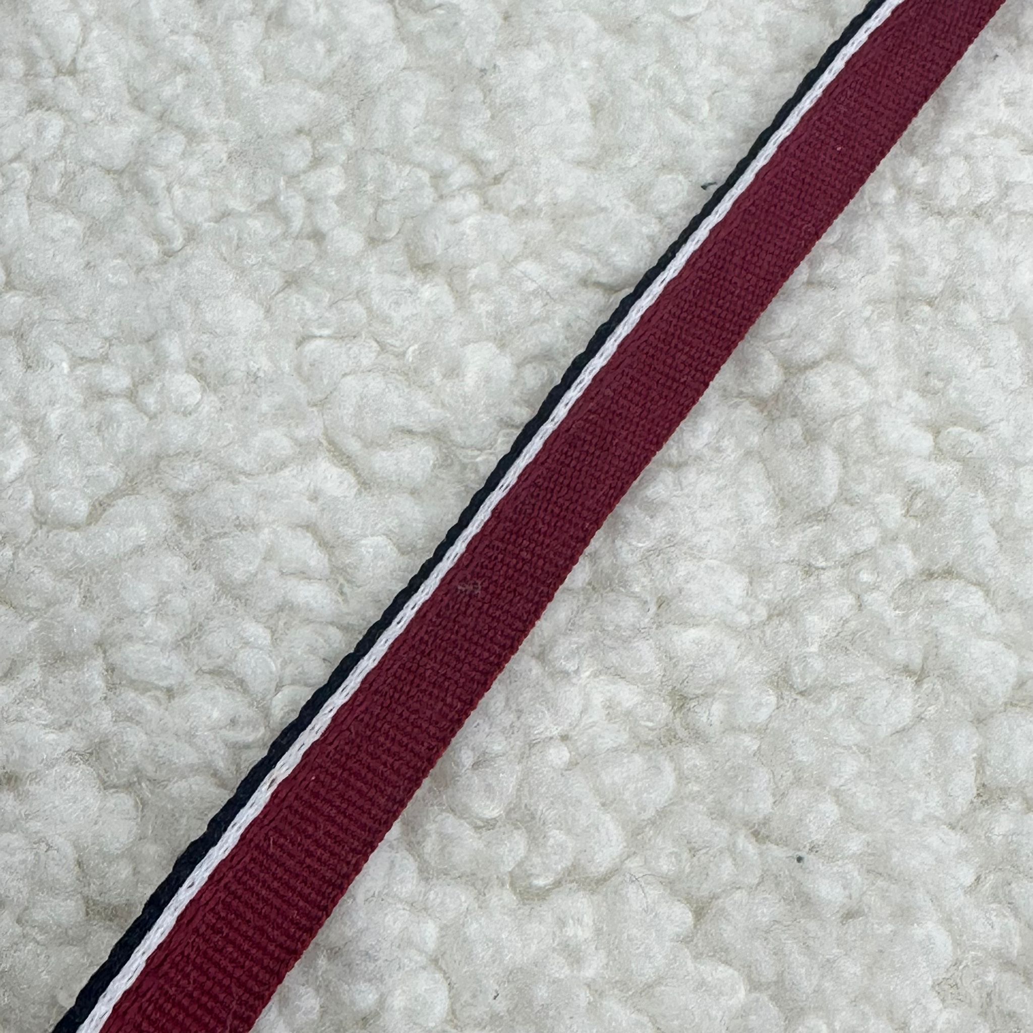 Bordo Nakışlı 1 Cm Polyester Kolon Şerit
