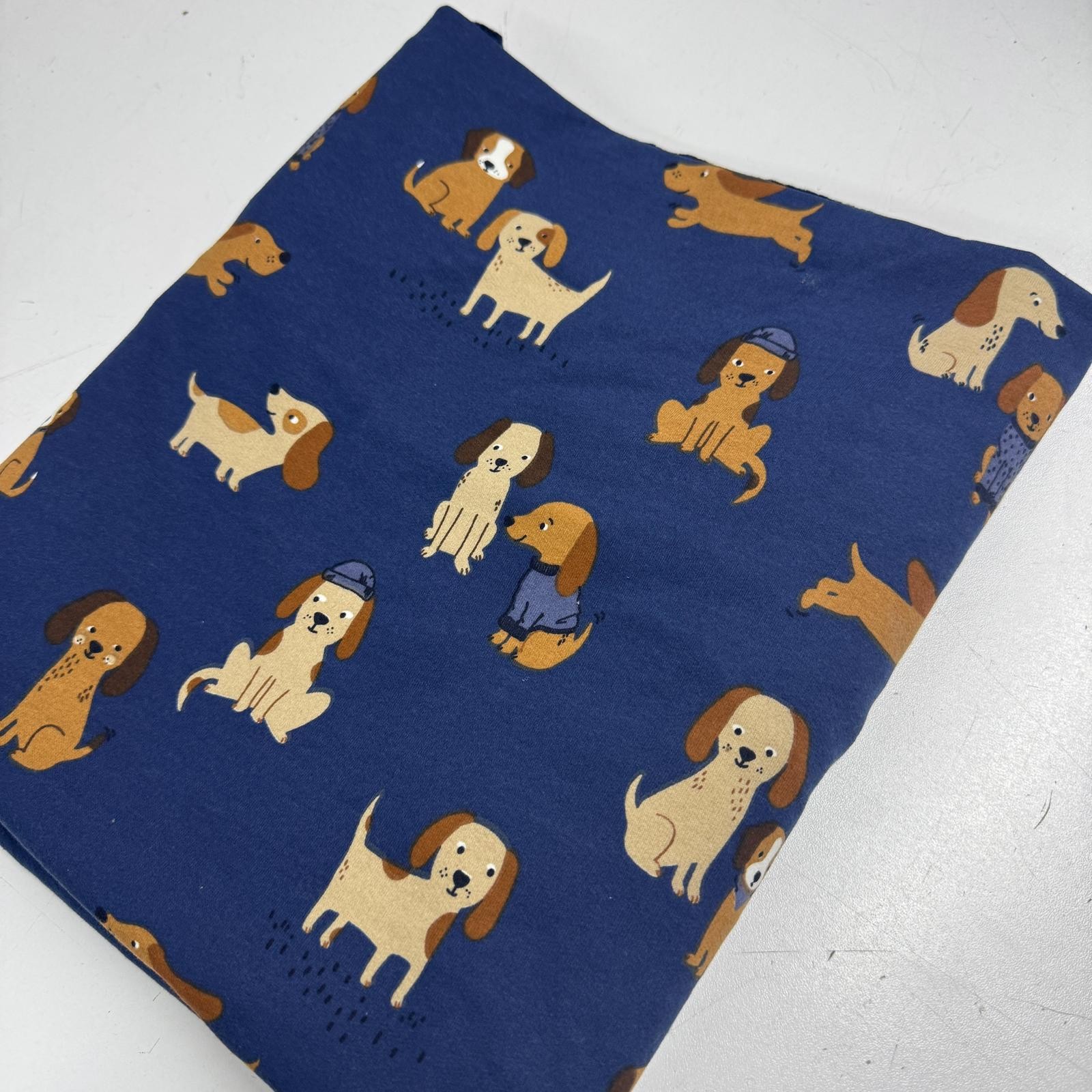 Sevimli Köpekler 100*140 cm Parça İki İplik Pamuklu Penye Kumaş
