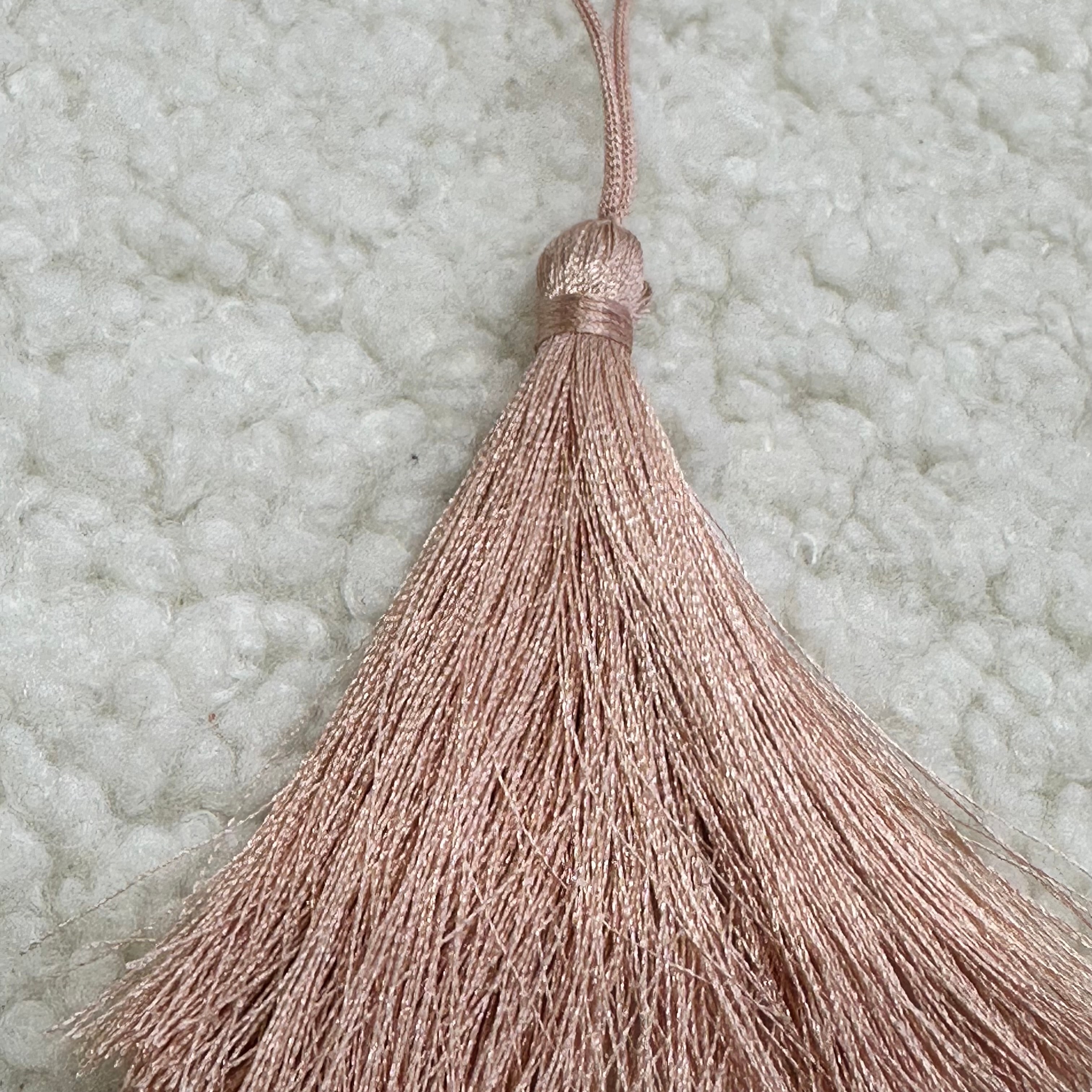 Yavruağzı Püskül