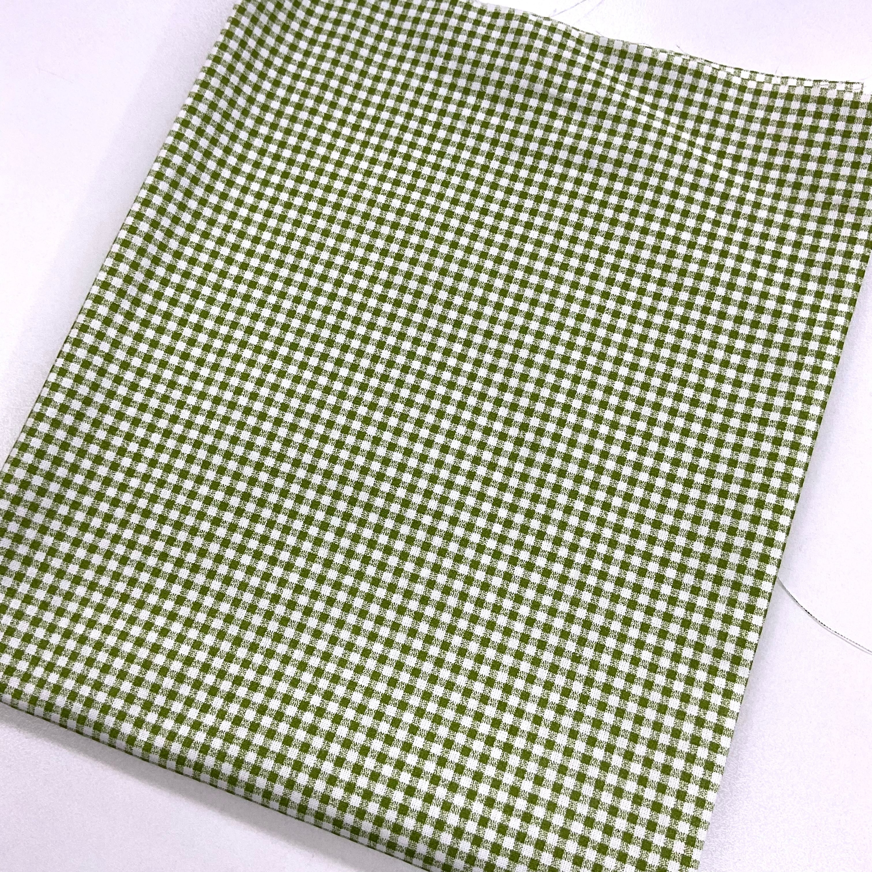 Koyu Yeşil Puantiye 50*80 Cm Parça Poplin Kumaş